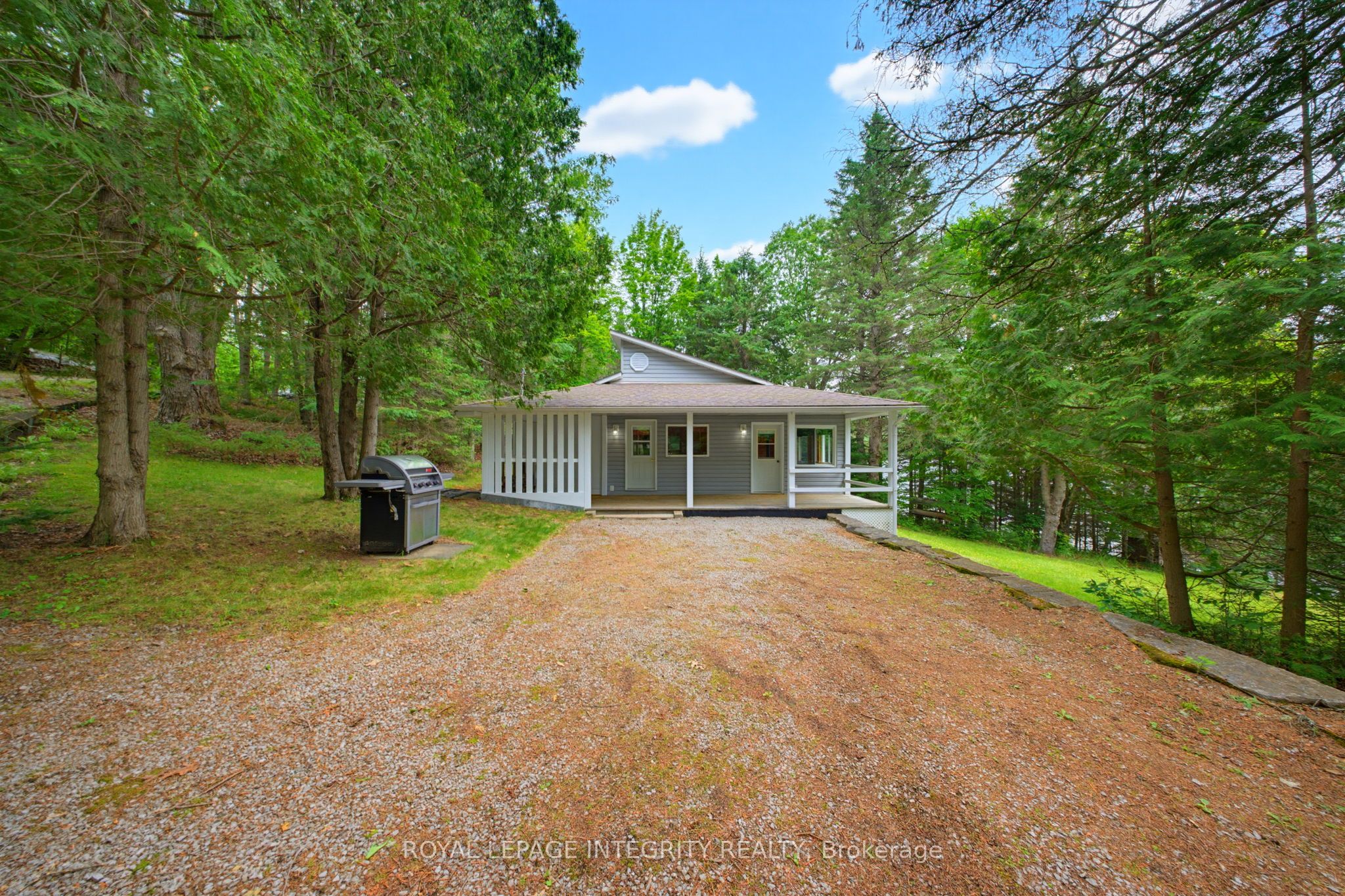 534 School House Lane Property Photo 3