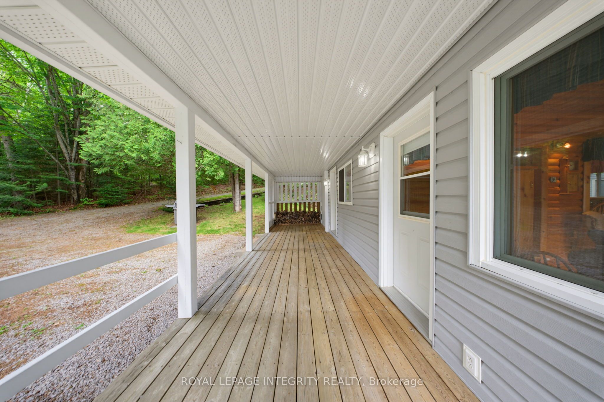 534 School House Lane Property Photo 4