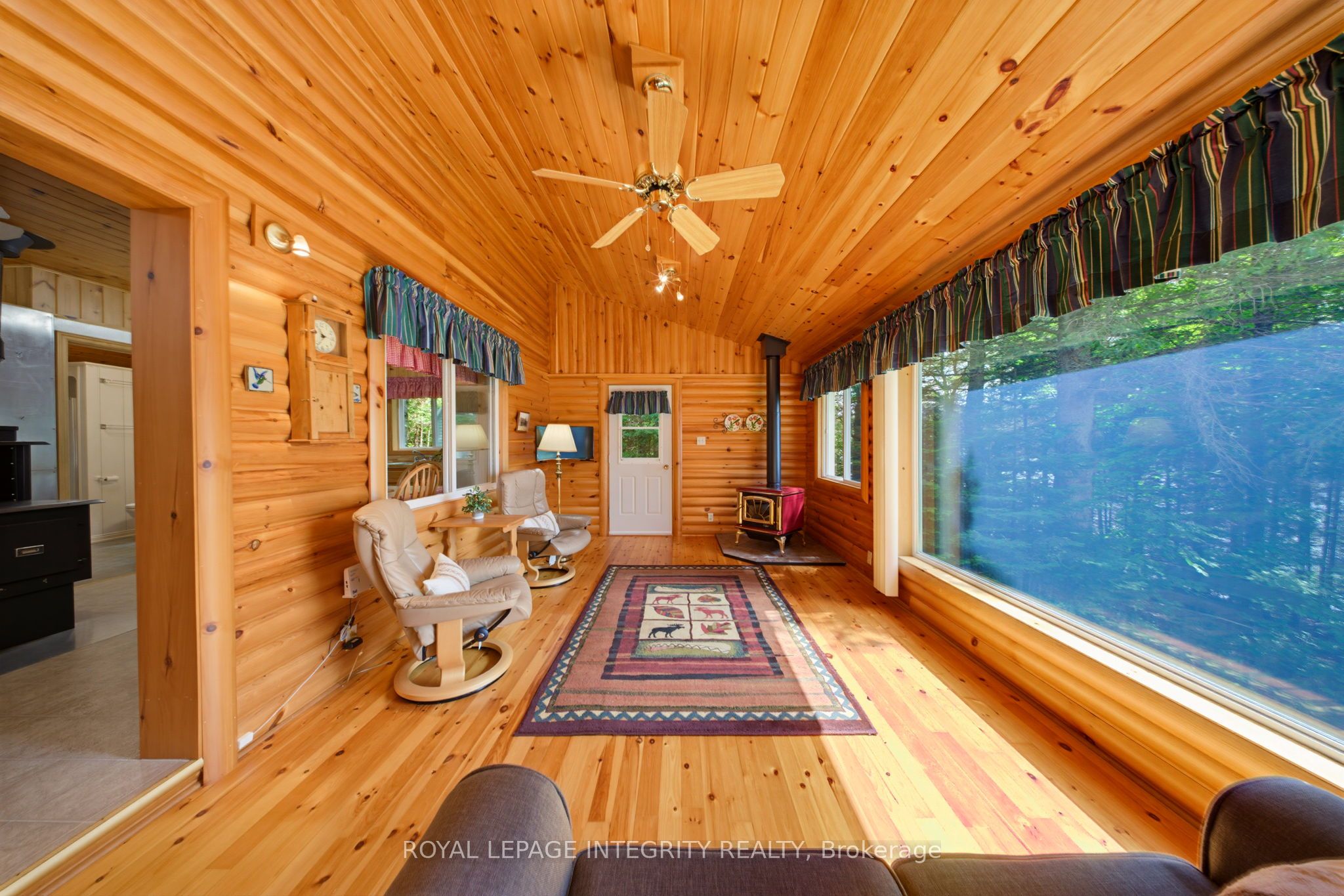 534 School House Lane Property Photo 8