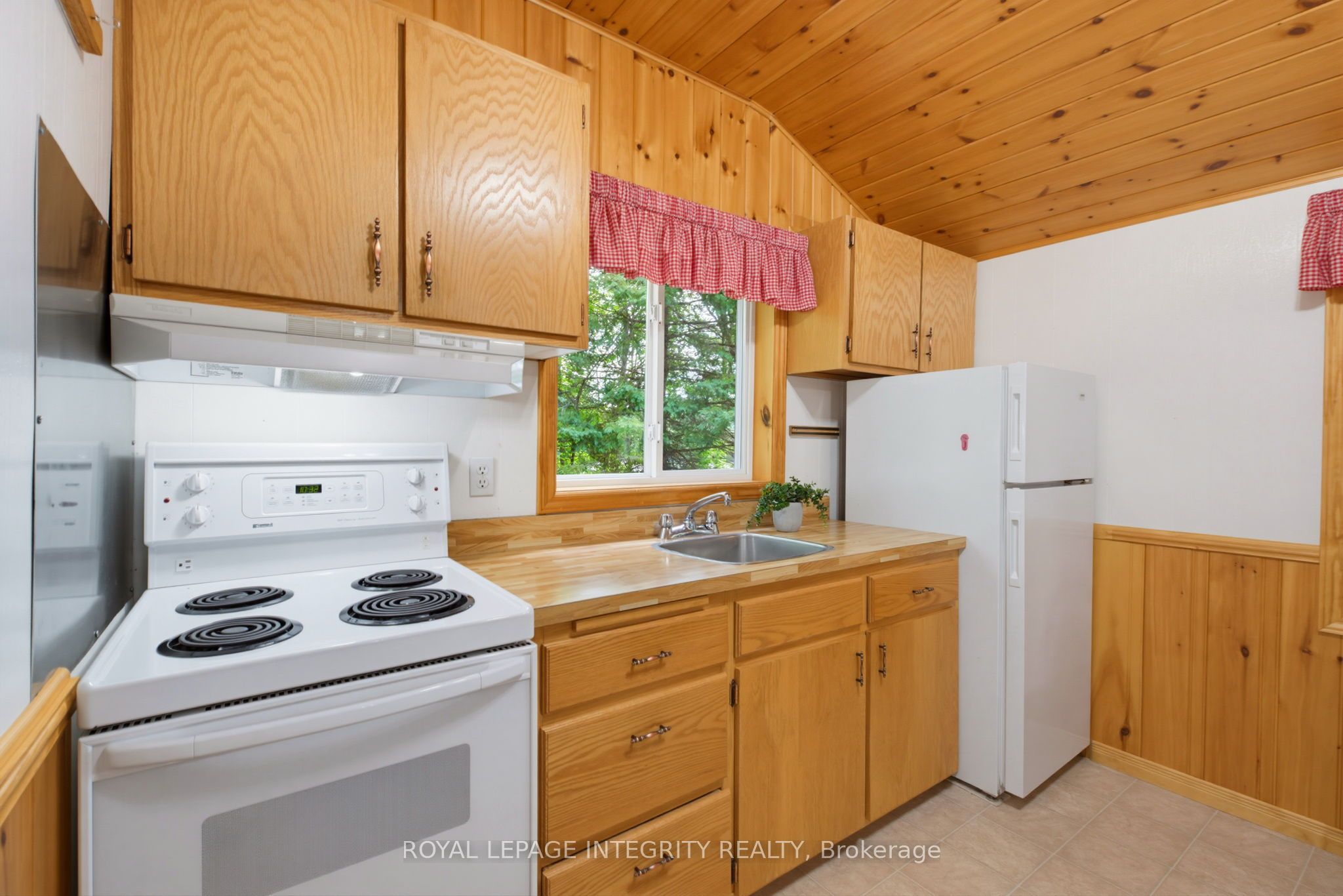 534 School House Lane Property Photo 24