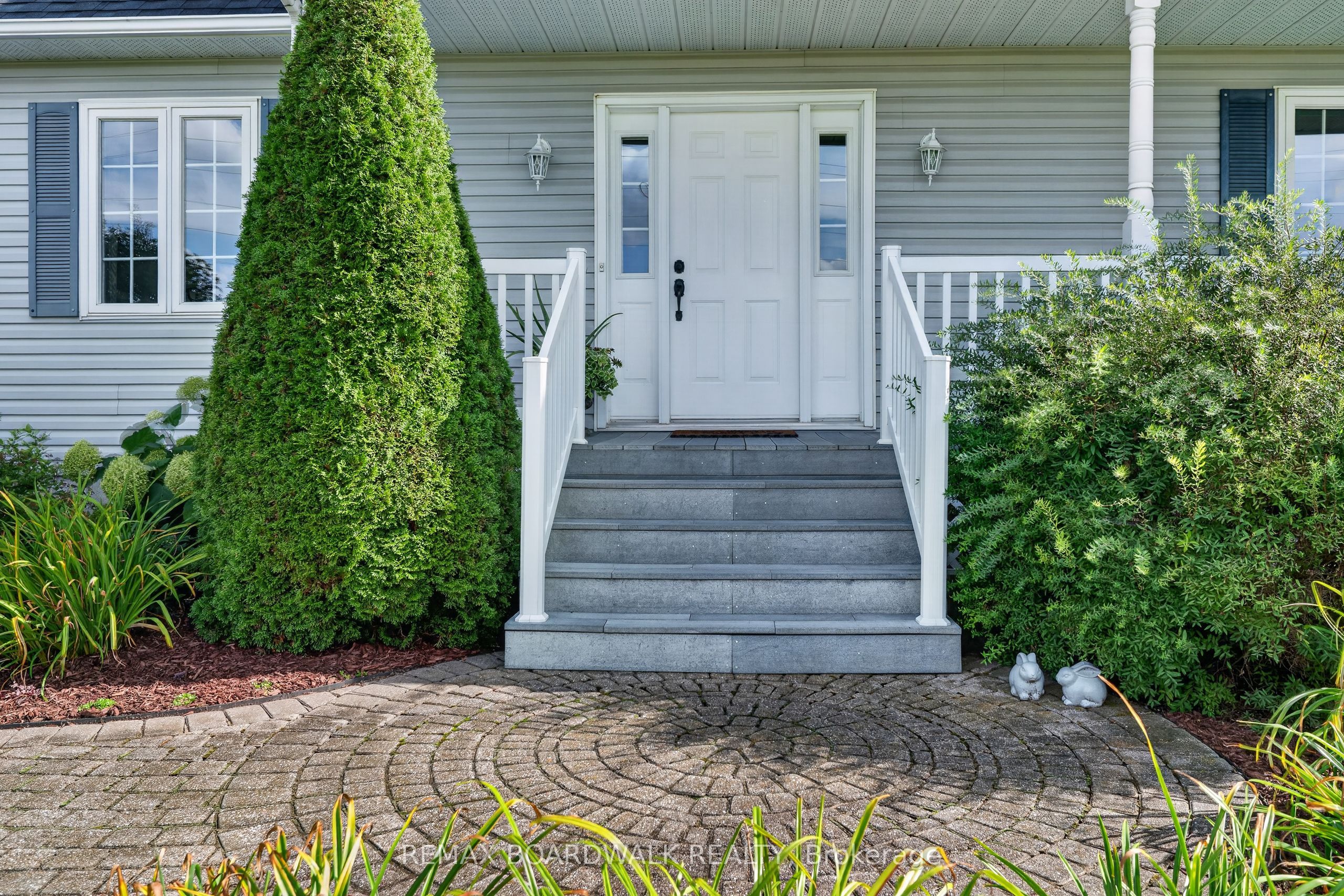 1064 Route 400 Property Photo 4