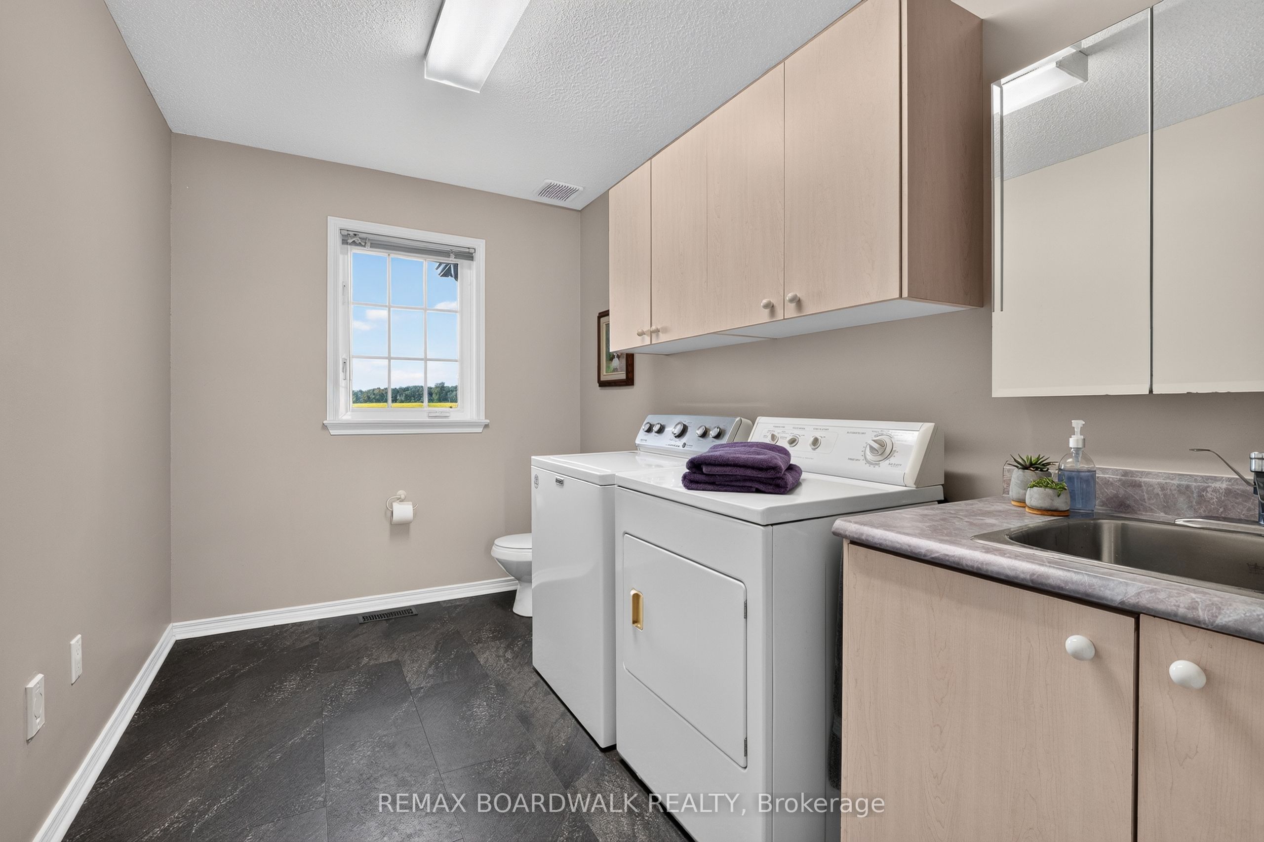 1064 Route 400 Property Photo 15