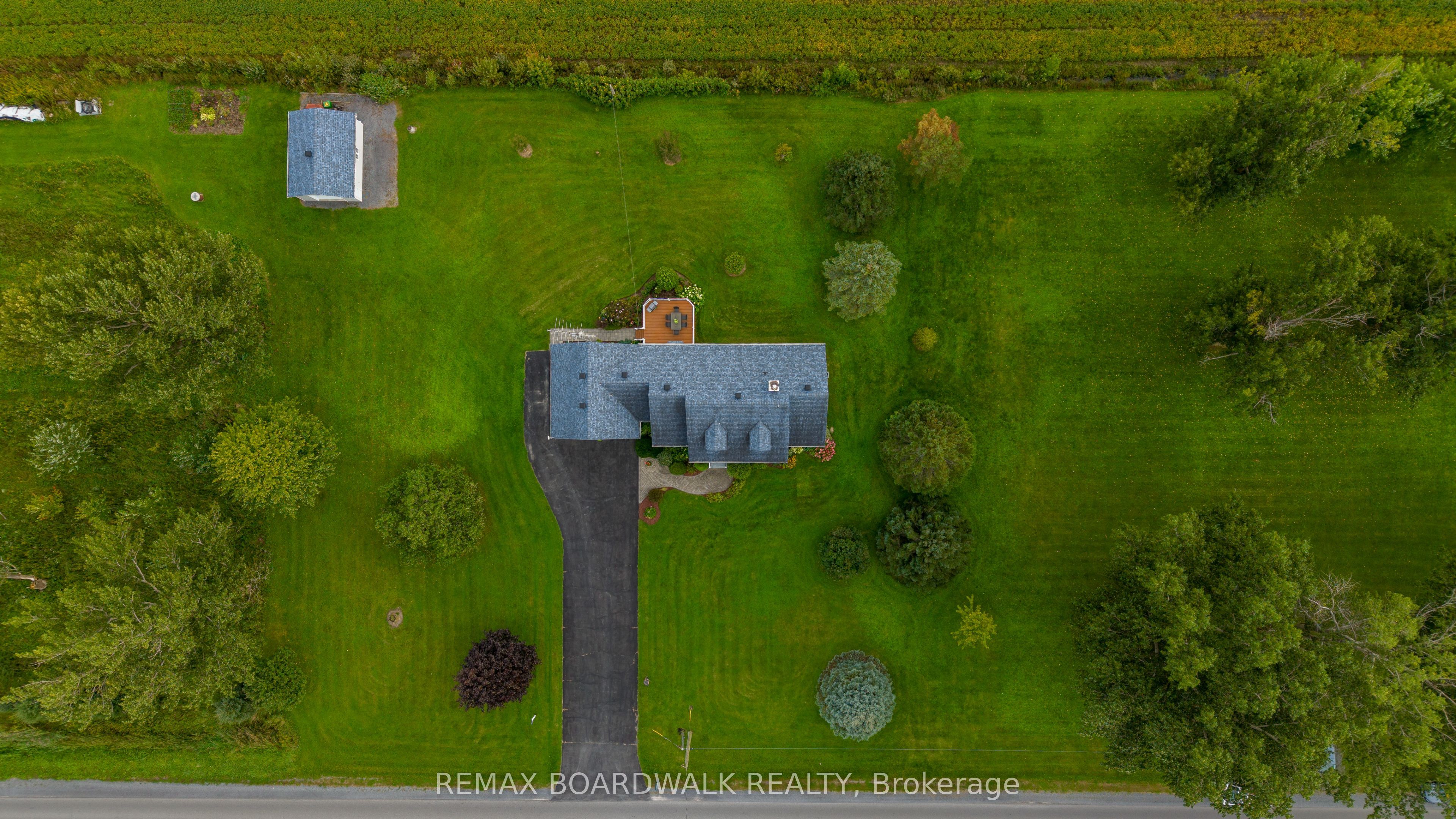 1064 Route 400 Property Photo 41