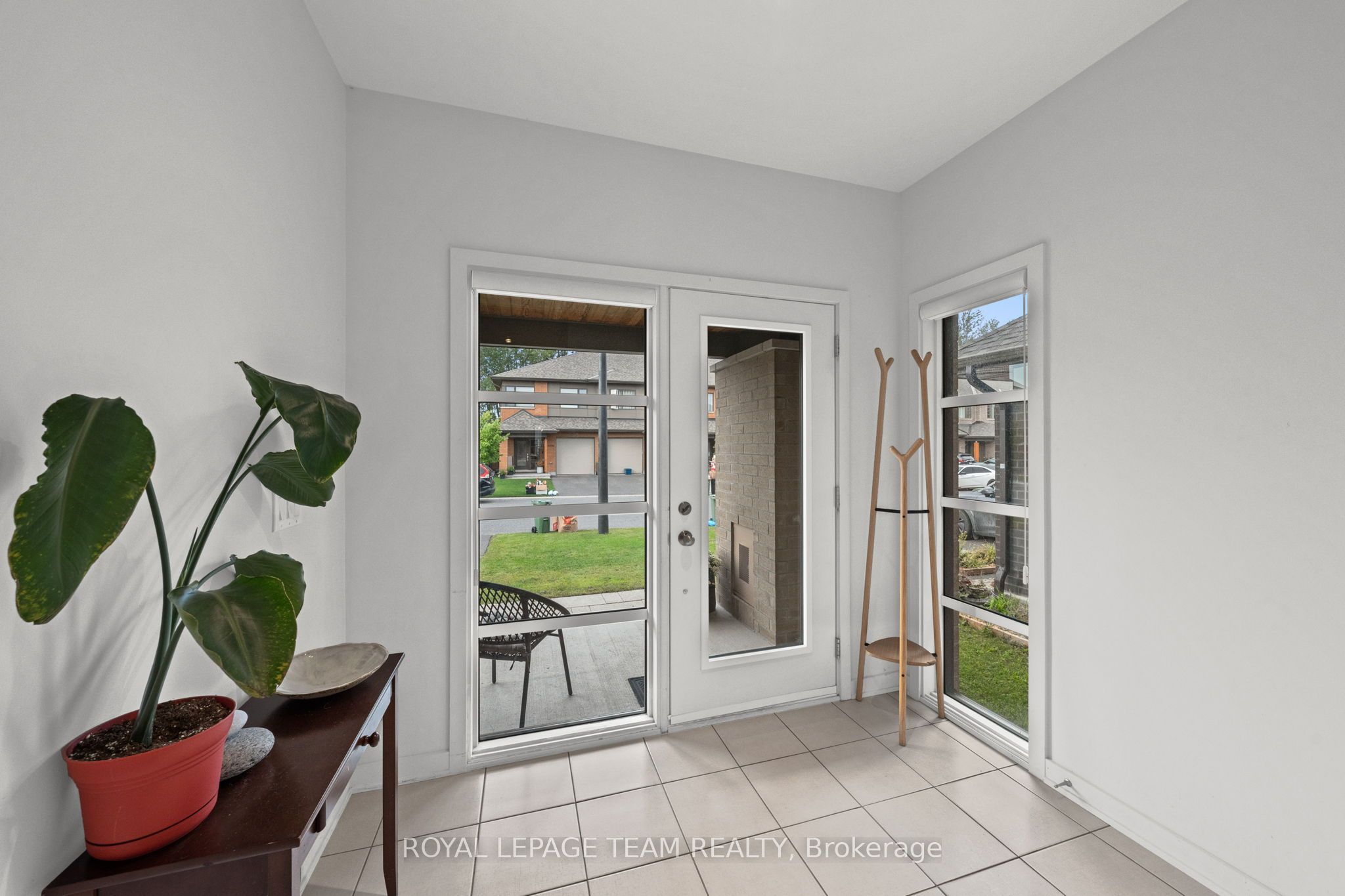 1037 Eider Street Property Photo 3