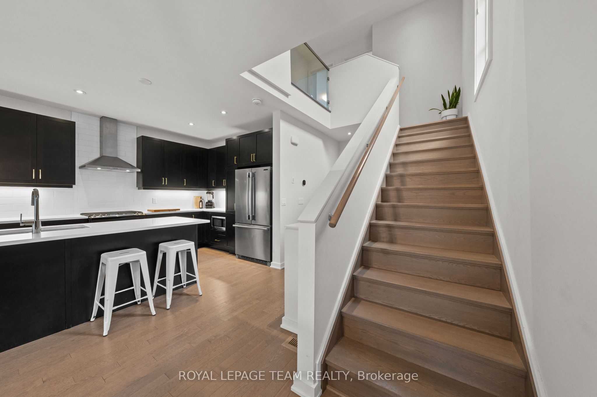 1037 Eider Street Property Photo 22