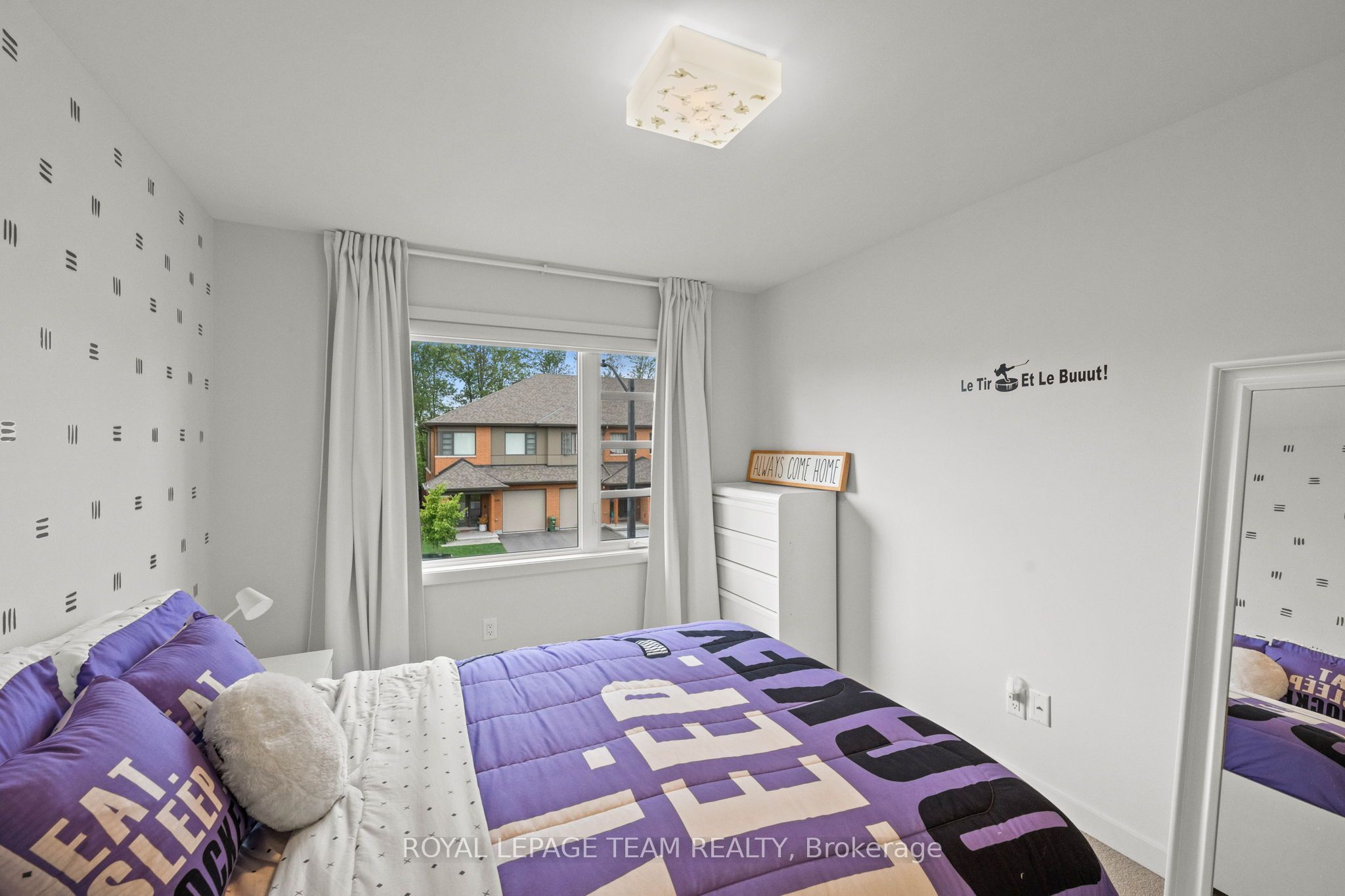 1037 Eider Street Property Photo 35