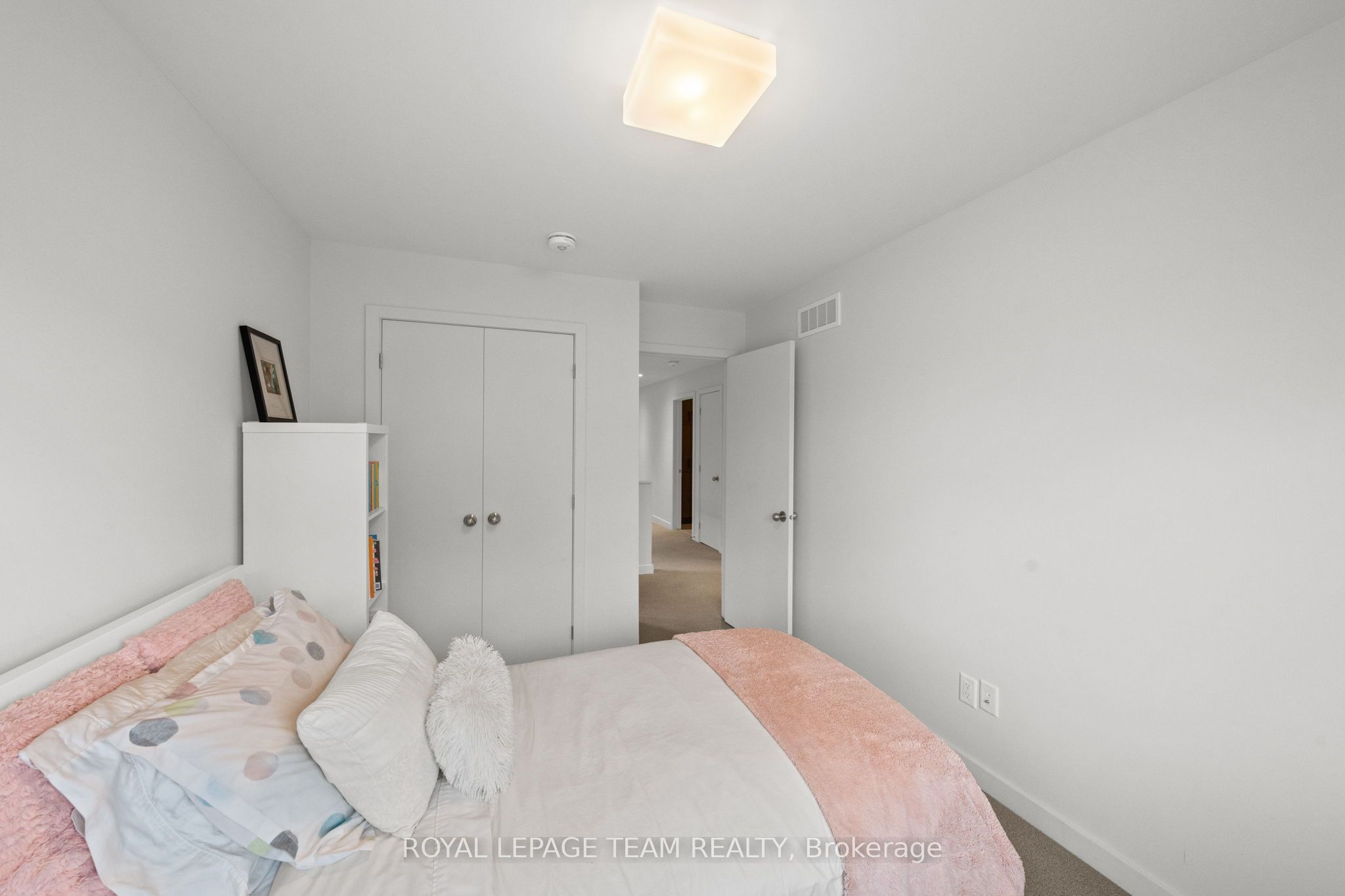 1037 Eider Street Property Photo 39