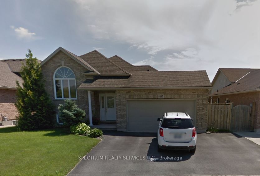 8112 Beaver Glen Drive Property Photo 1