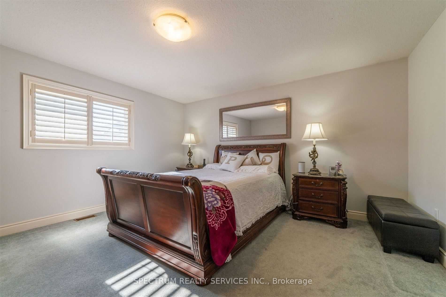 8112 Beaver Glen Drive Property Photo 22