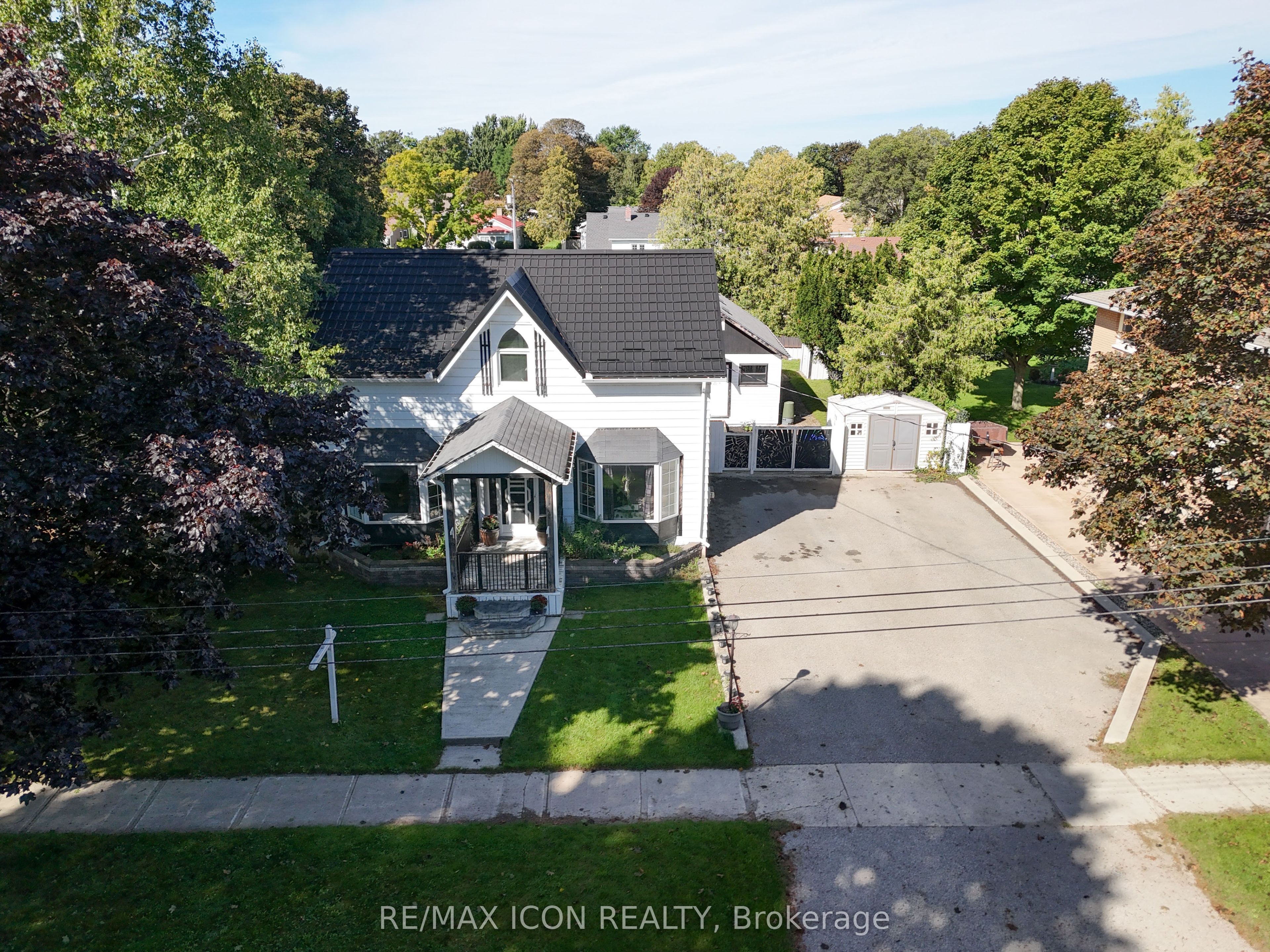 196 Cameron Street Property Photo 1