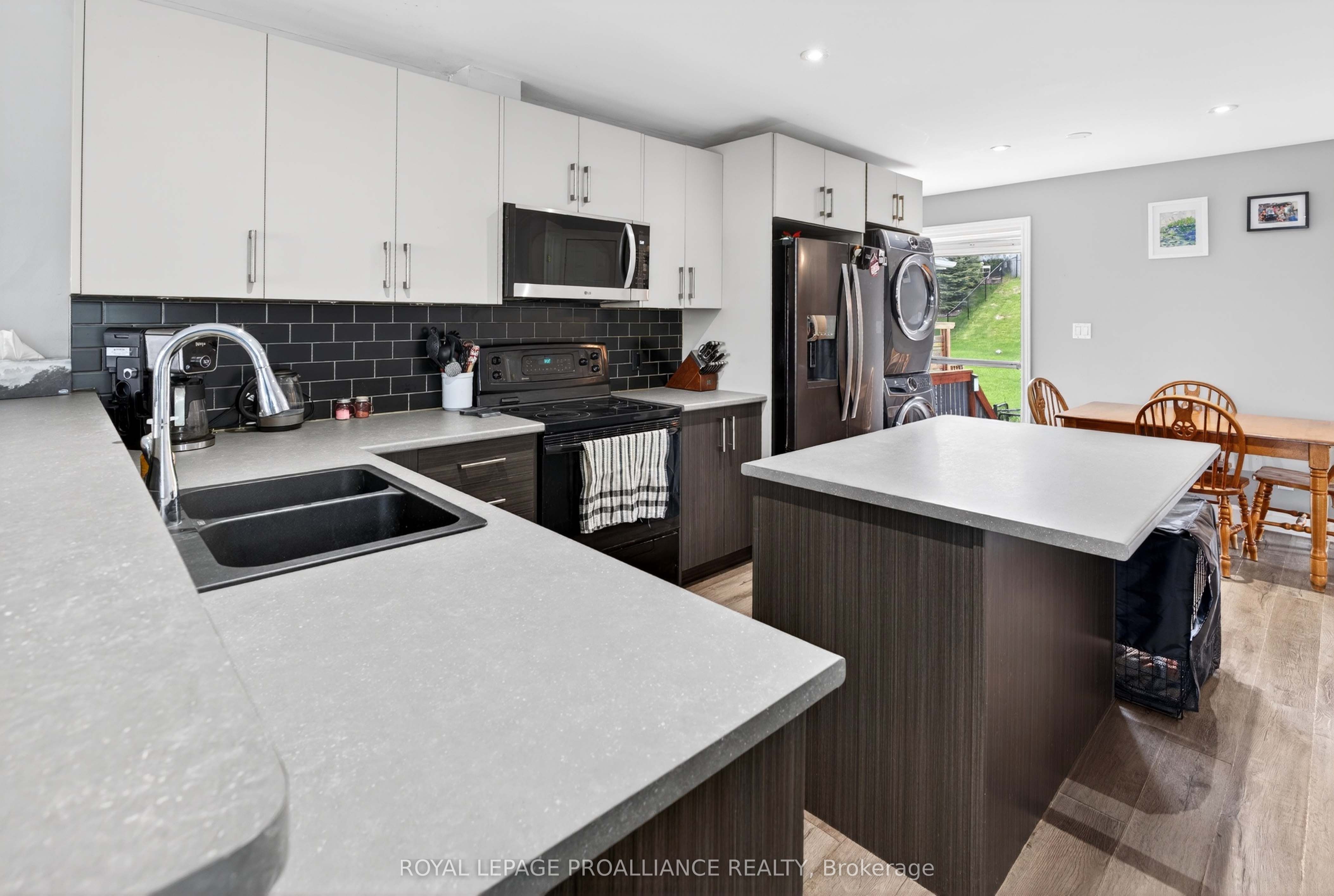 733 Tanner Drive Property Photo 8