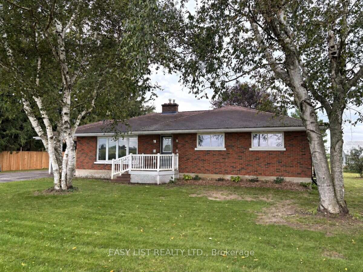 21 Bruce Rd 22 Property Photo 1