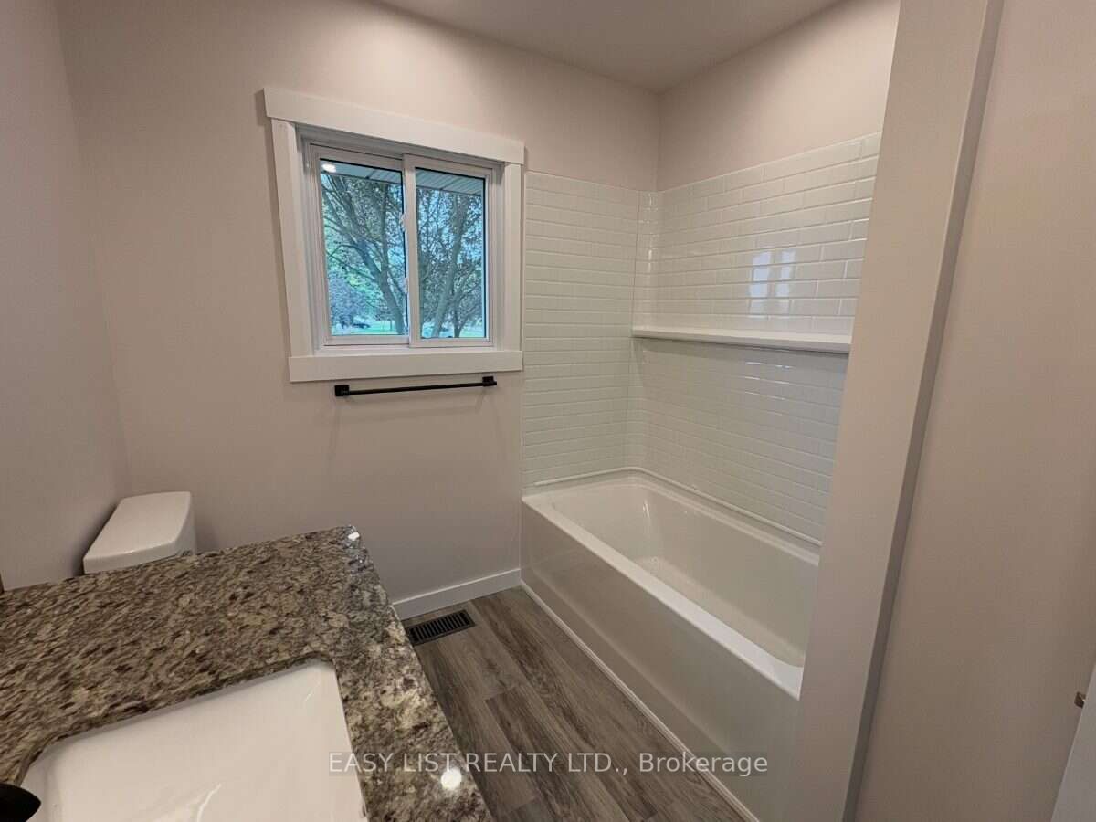 21 Bruce Rd 22 Property Photo 12