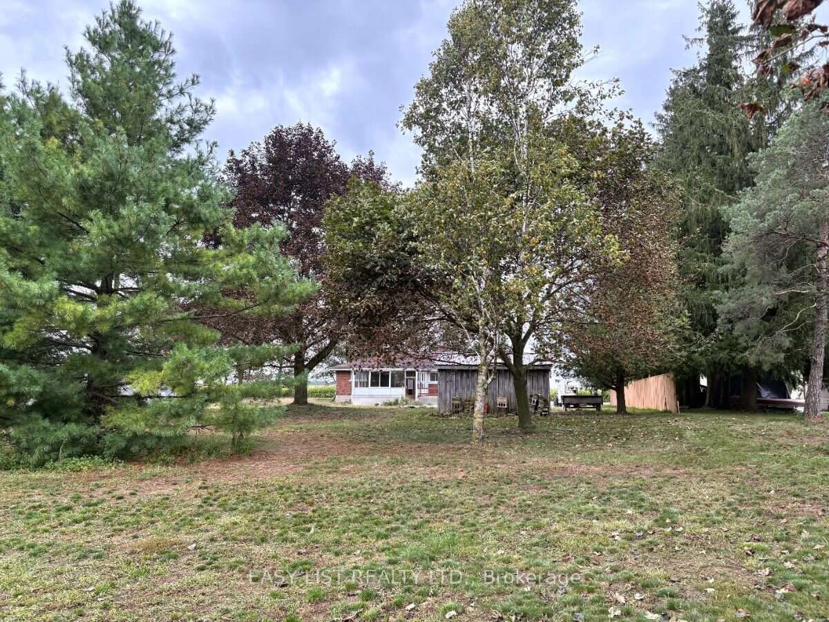 21 Bruce Rd 22 Property Photo 16