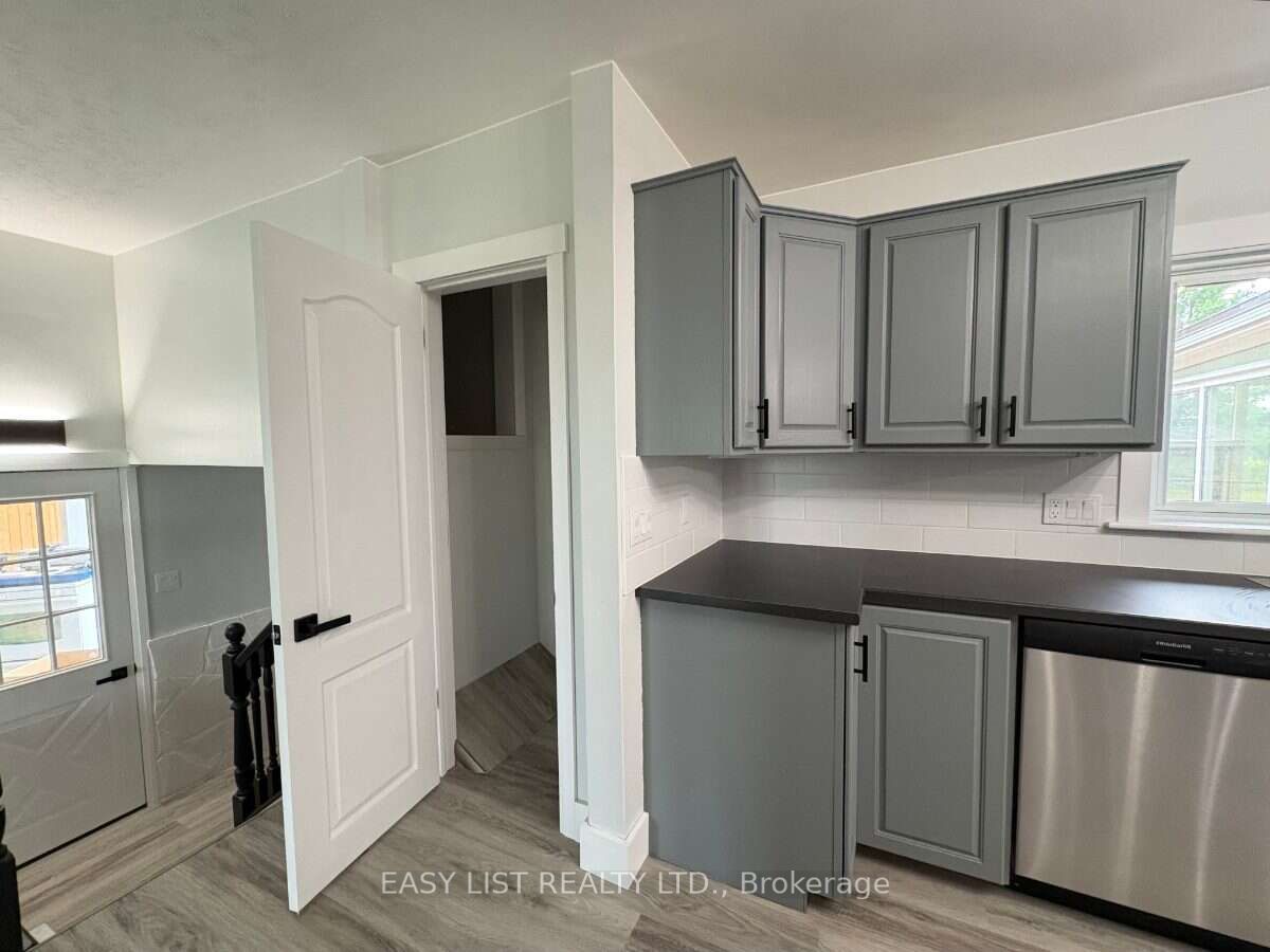 21 Bruce Rd 22 Property Photo 31