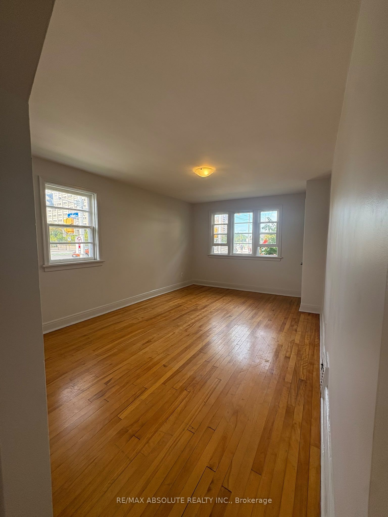 2 Holland Avenue 1 Property Photo 8