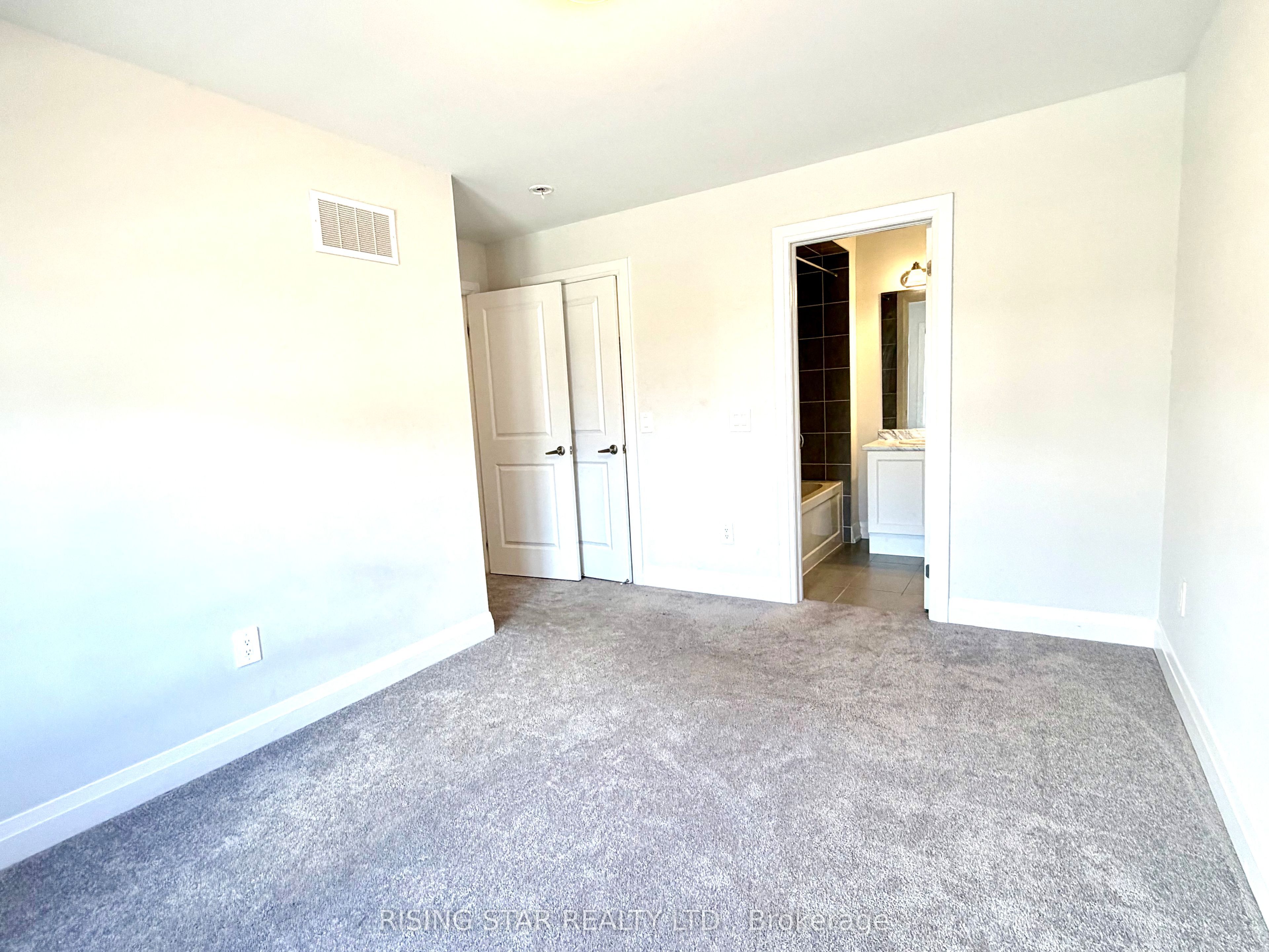 49 Corley Street Property Photo 37