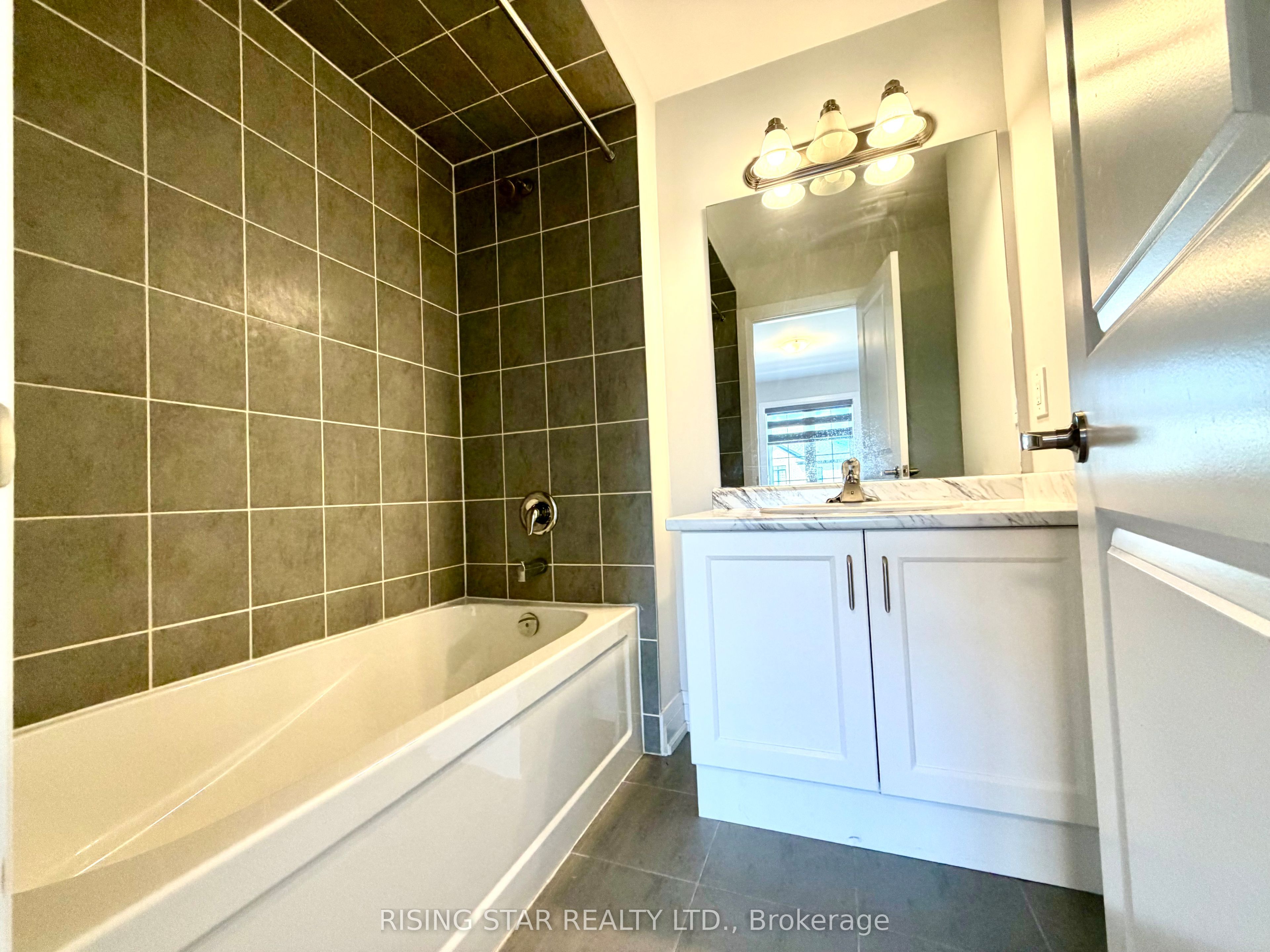 49 Corley Street Property Photo 38