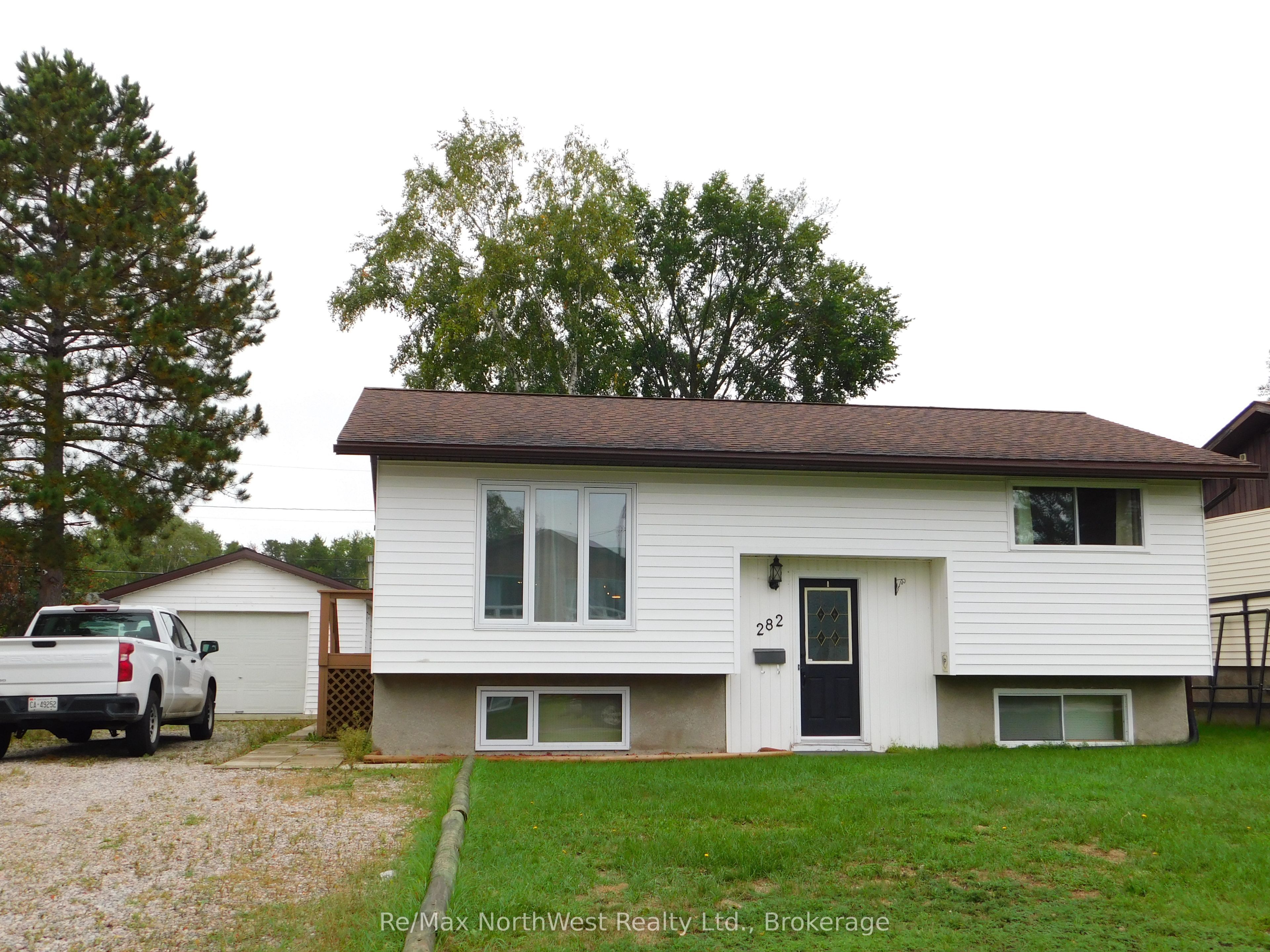 282 Wilde Street Property Photo 1
