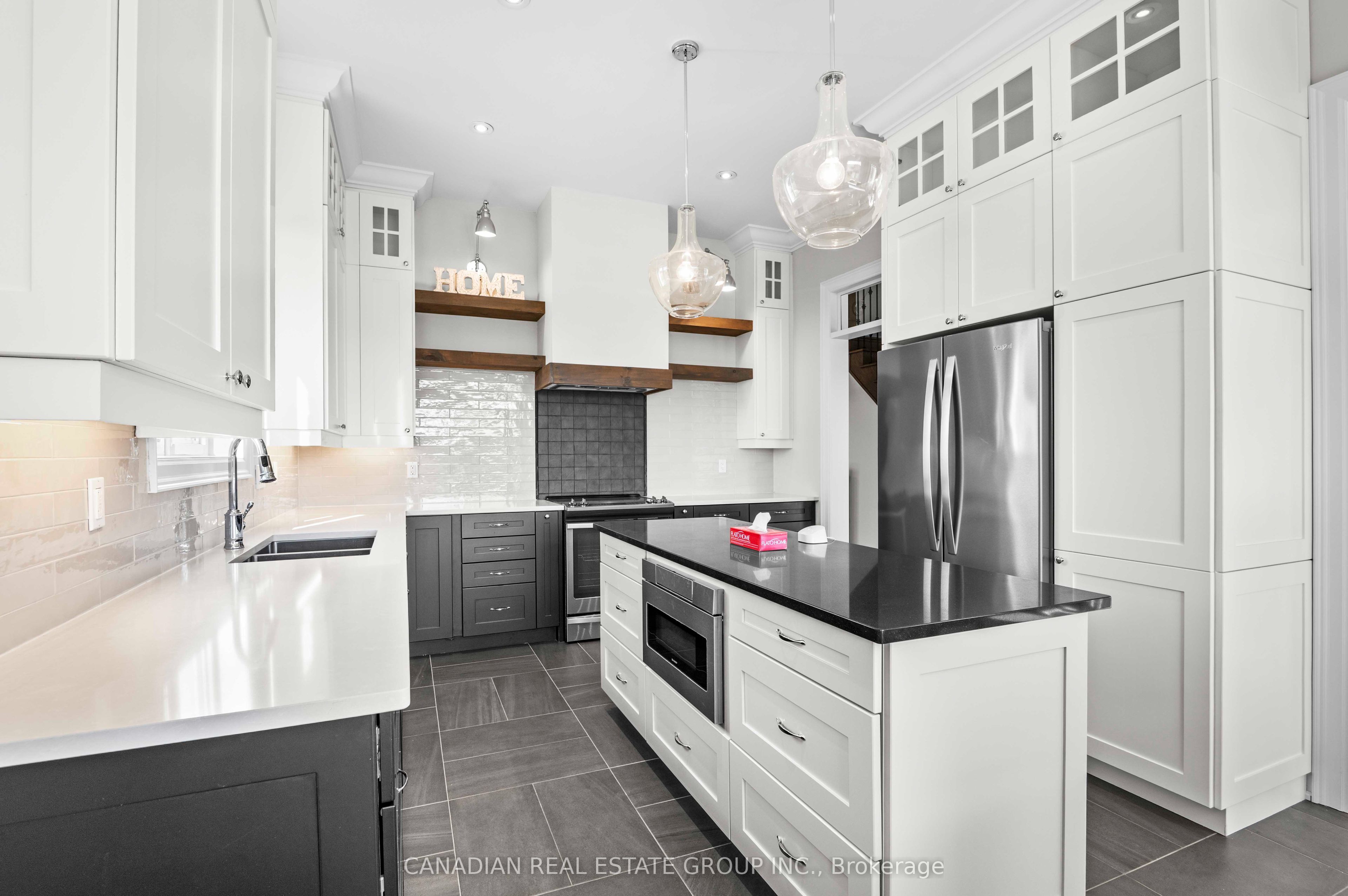 300 E Hagan Street E Property Photo 11