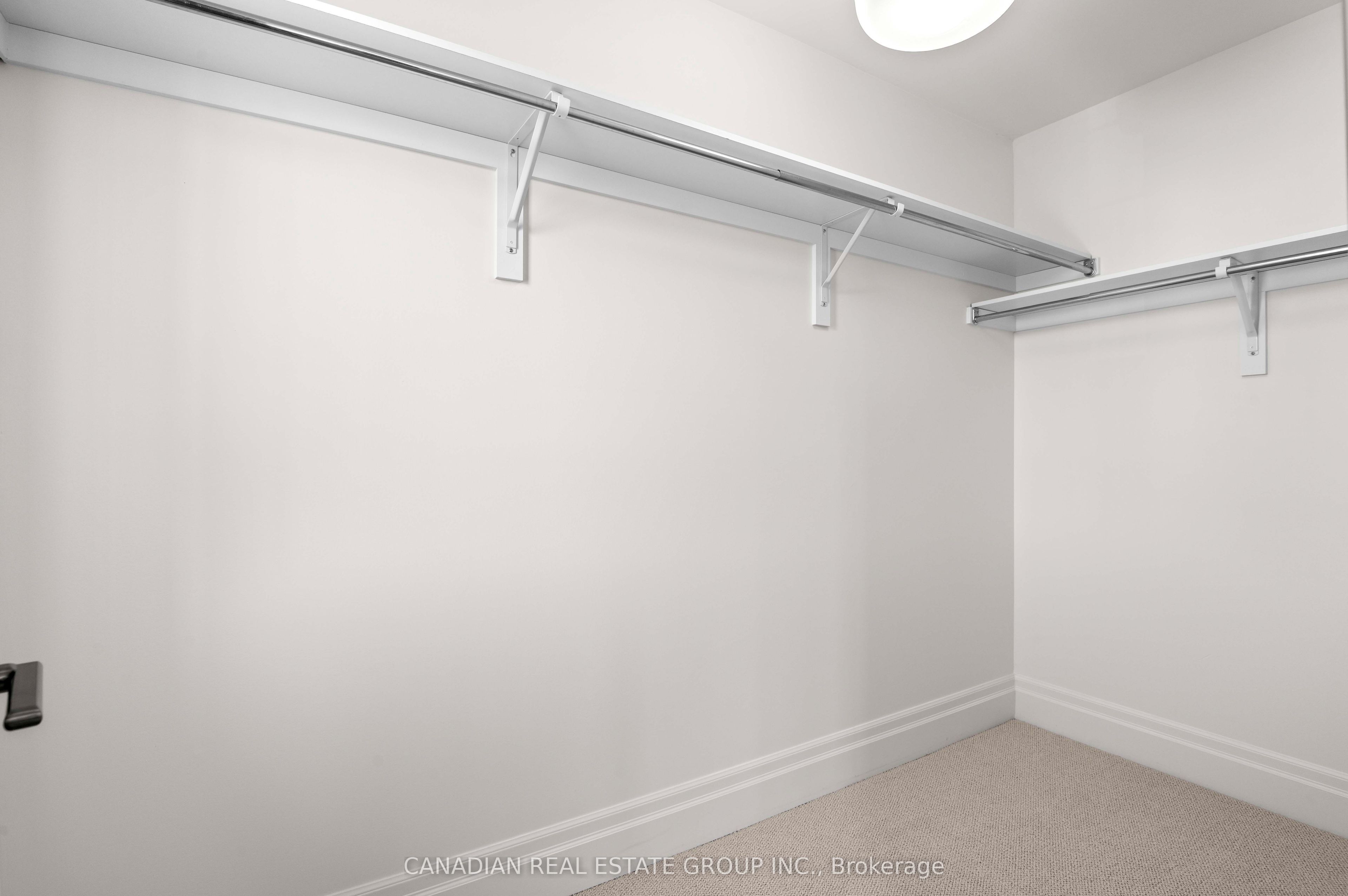 300 E Hagan Street E Property Photo 24