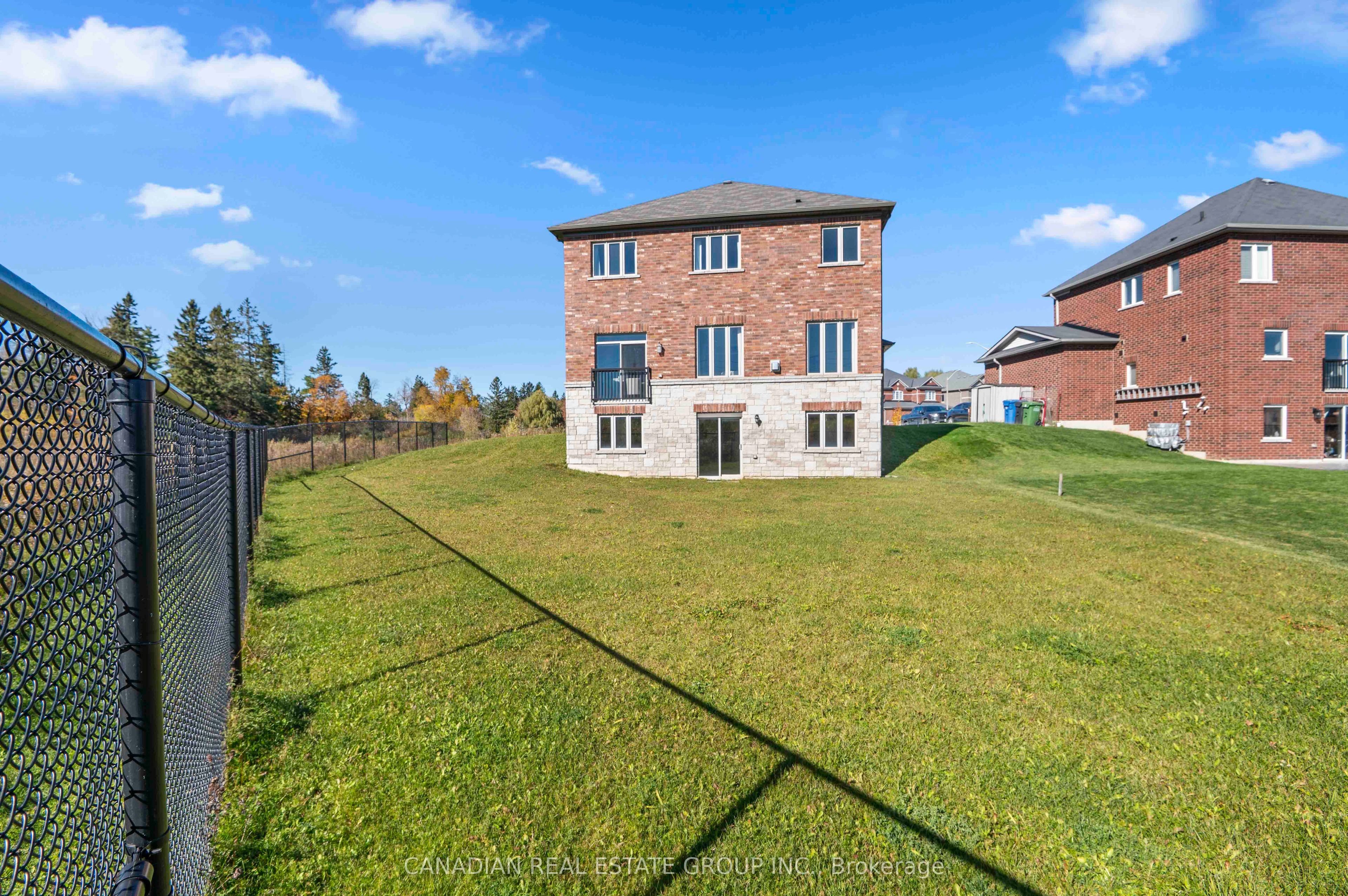 300 E Hagan Street E Property Photo 40