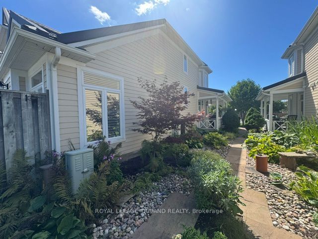 375 Edith Cavell Boulevard 21 Property Photo 11
