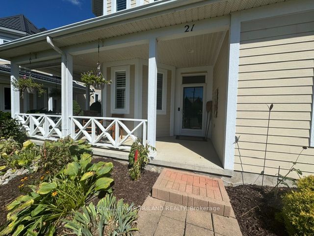 375 Edith Cavell Boulevard 21 Property Photo 12