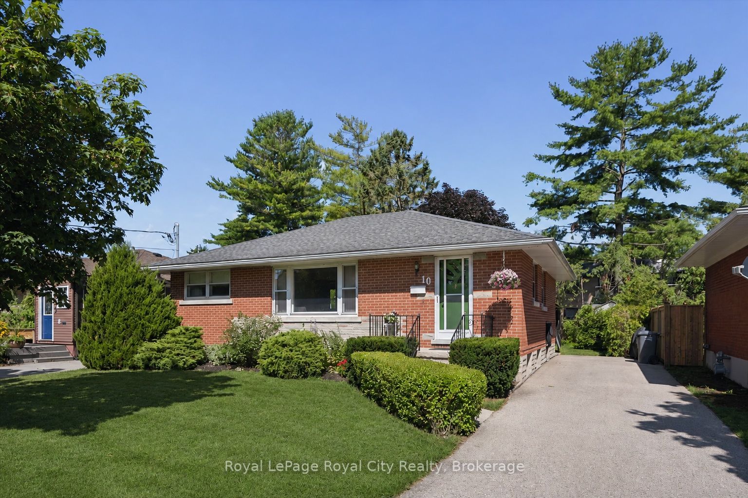 10 Paul Avenue