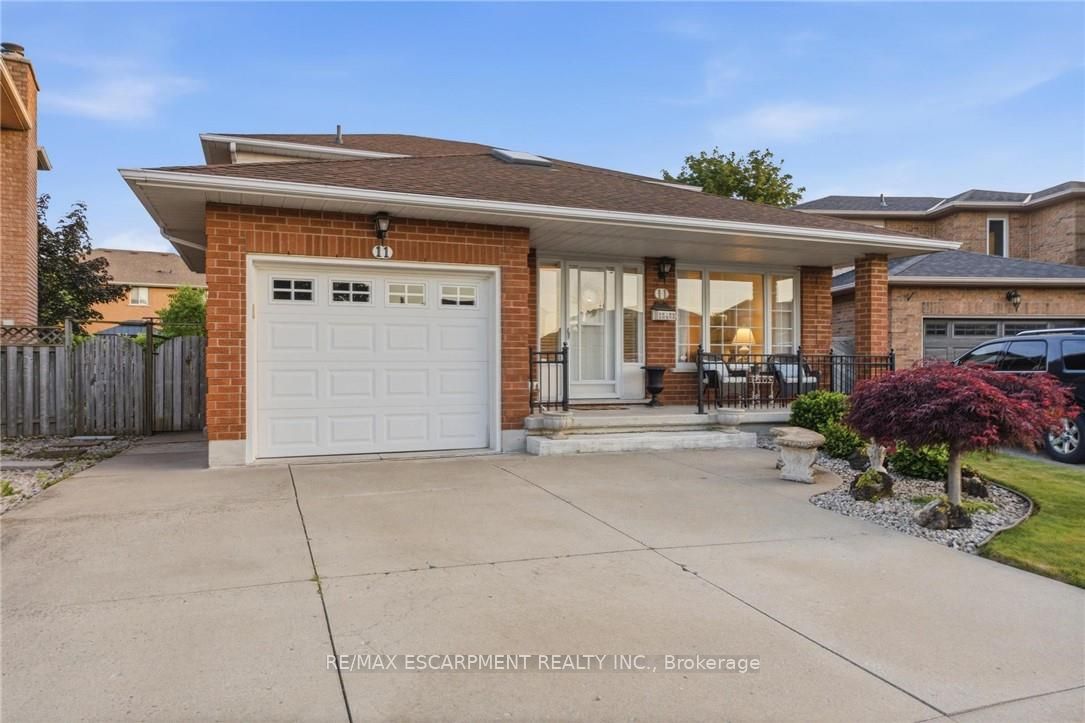 11 Gabriele Court Property Photo 2