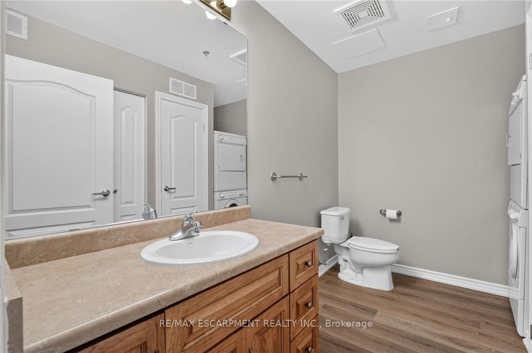 317 Lock Street W 113 Property Photo 15