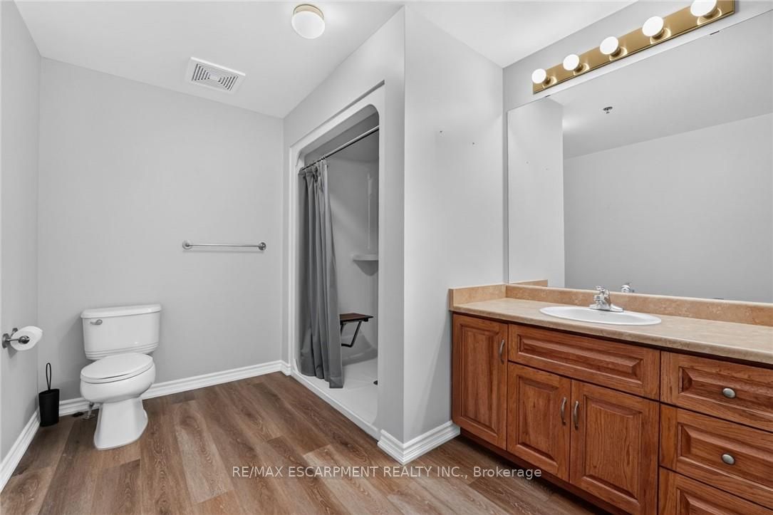 317 Lock Street W 113 Property Photo 20