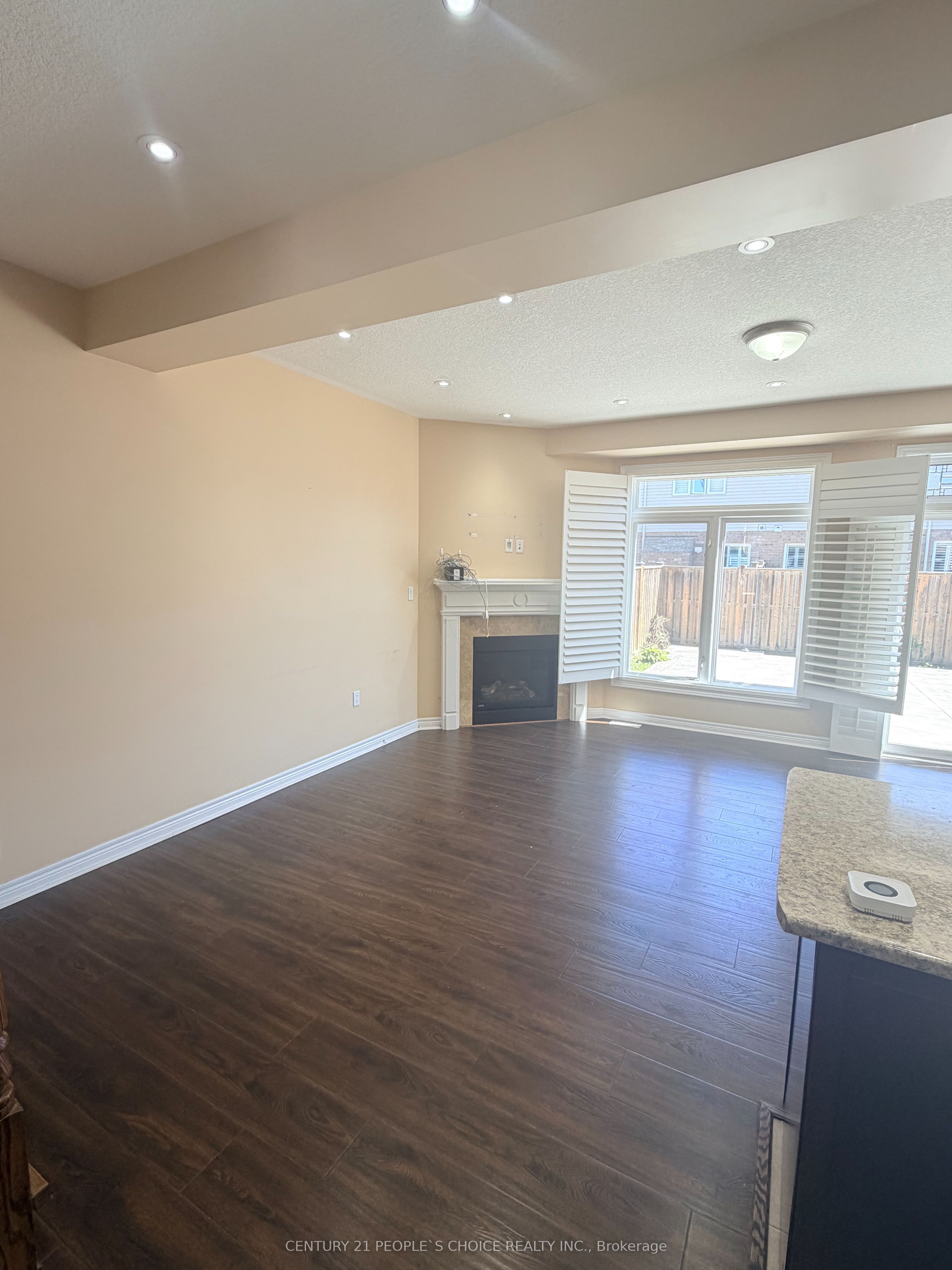 4 Charleswood Crescent Property Photo 10