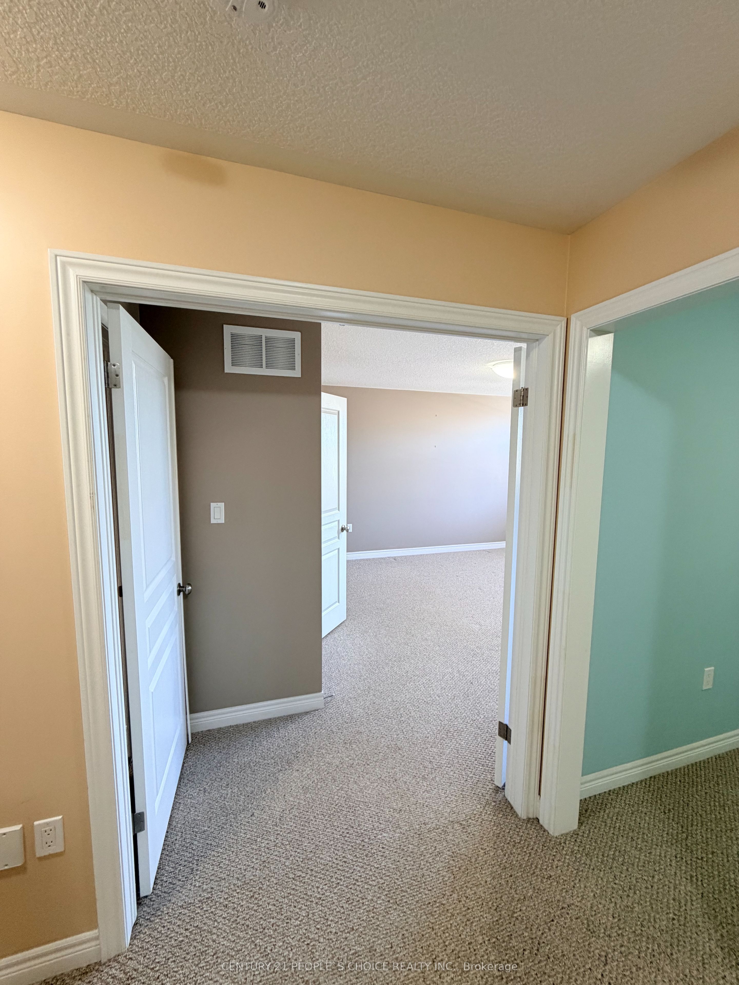 4 Charleswood Crescent Property Photo 17