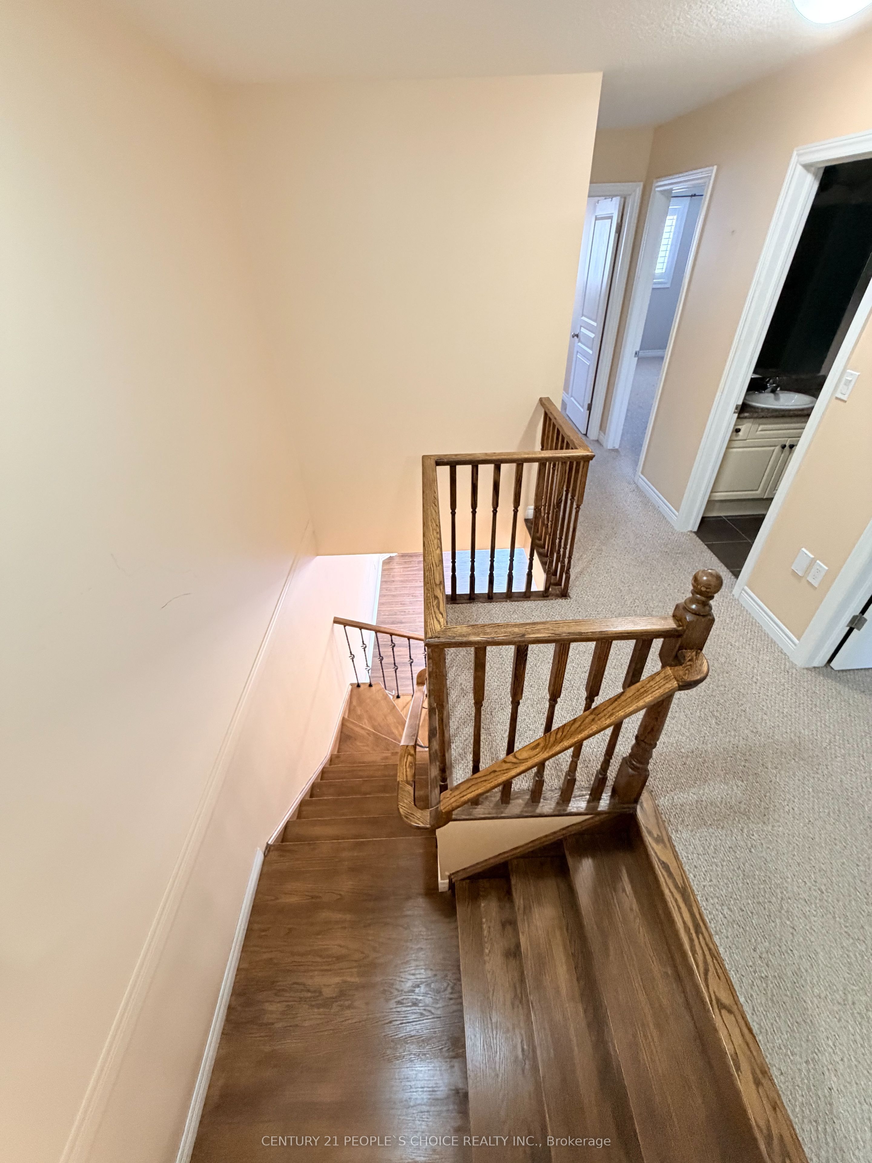 4 Charleswood Crescent Property Photo 28