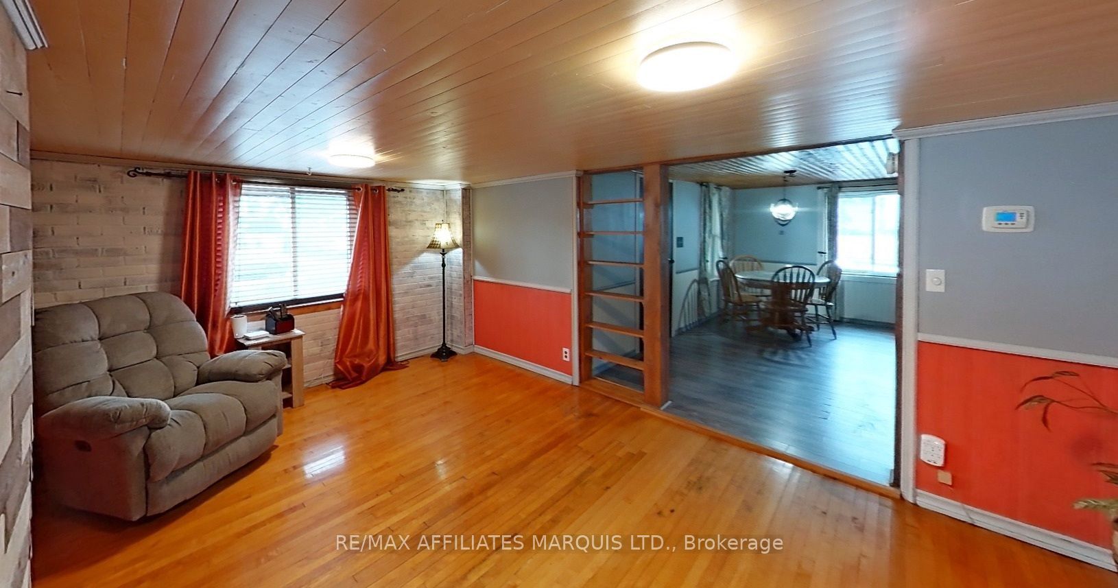 32 Seymour Avenue Property Photo 5