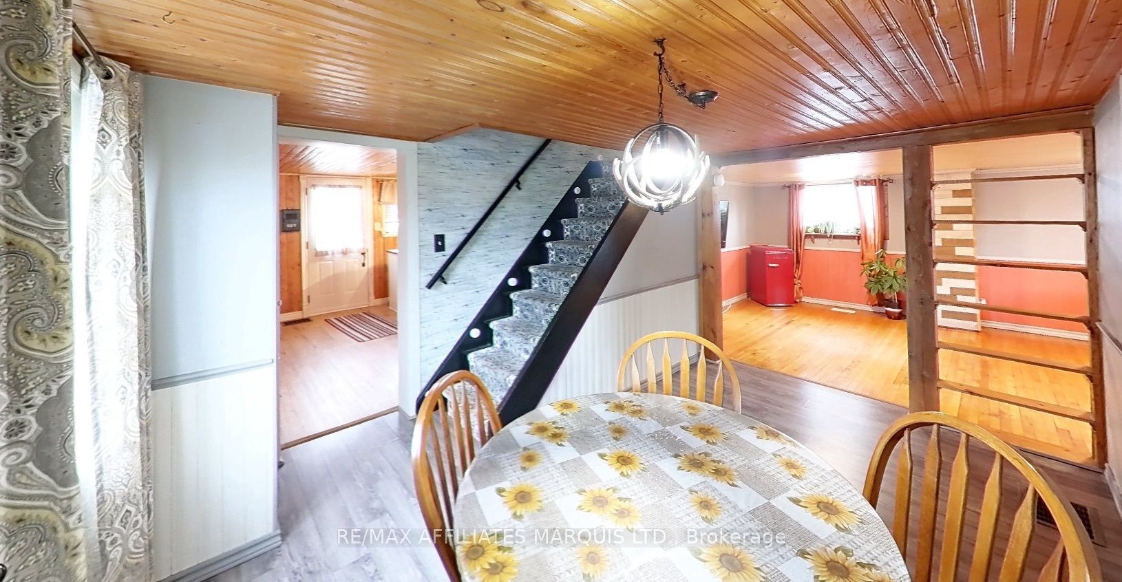 32 Seymour Avenue Property Photo 6