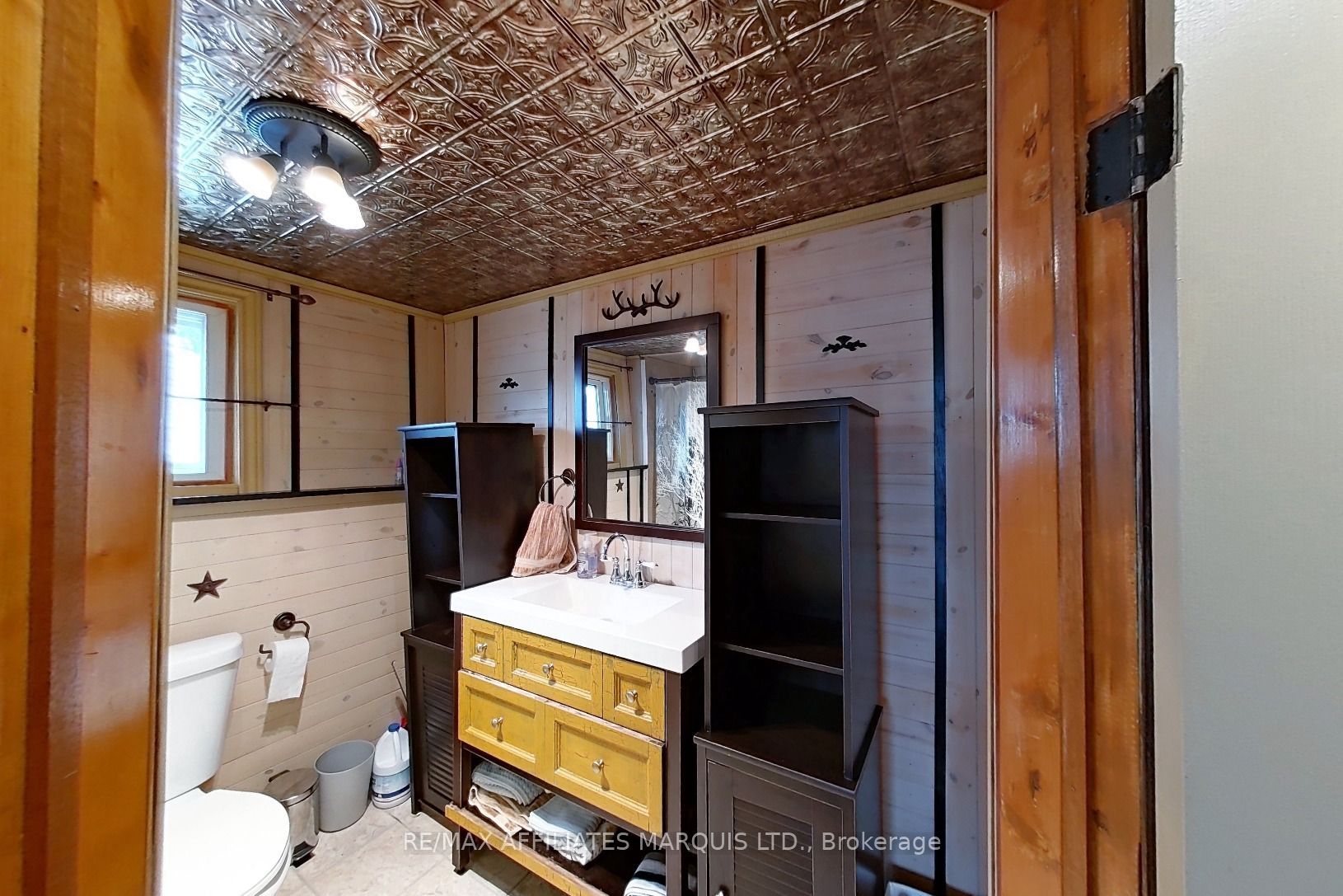 32 Seymour Avenue Property Photo 10