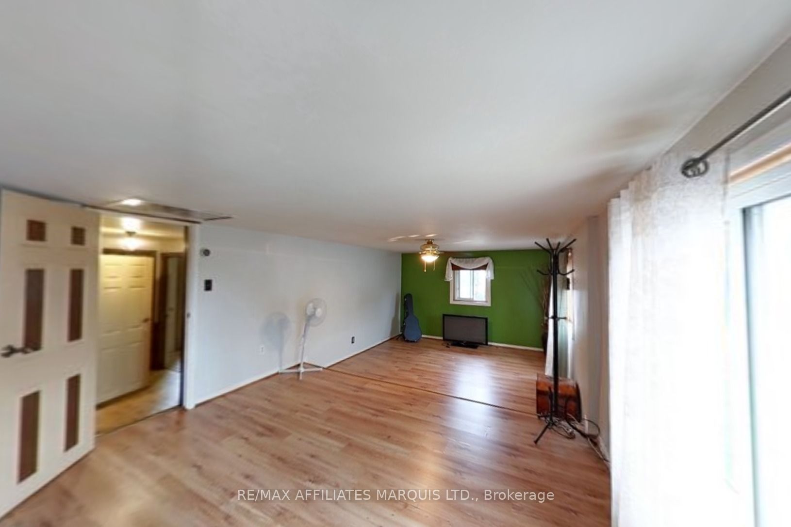 32 Seymour Avenue Property Photo 12