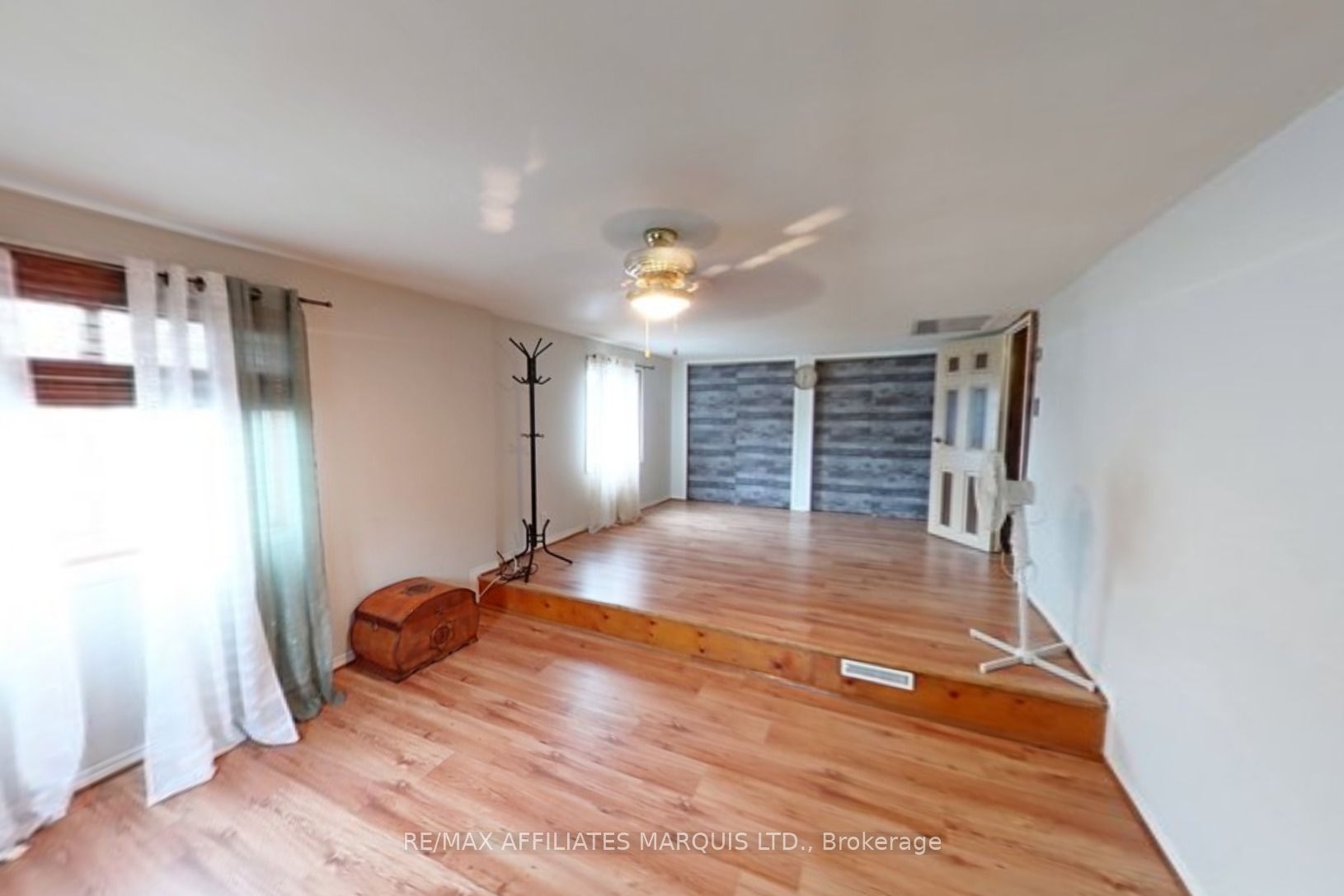 32 Seymour Avenue Property Photo 13