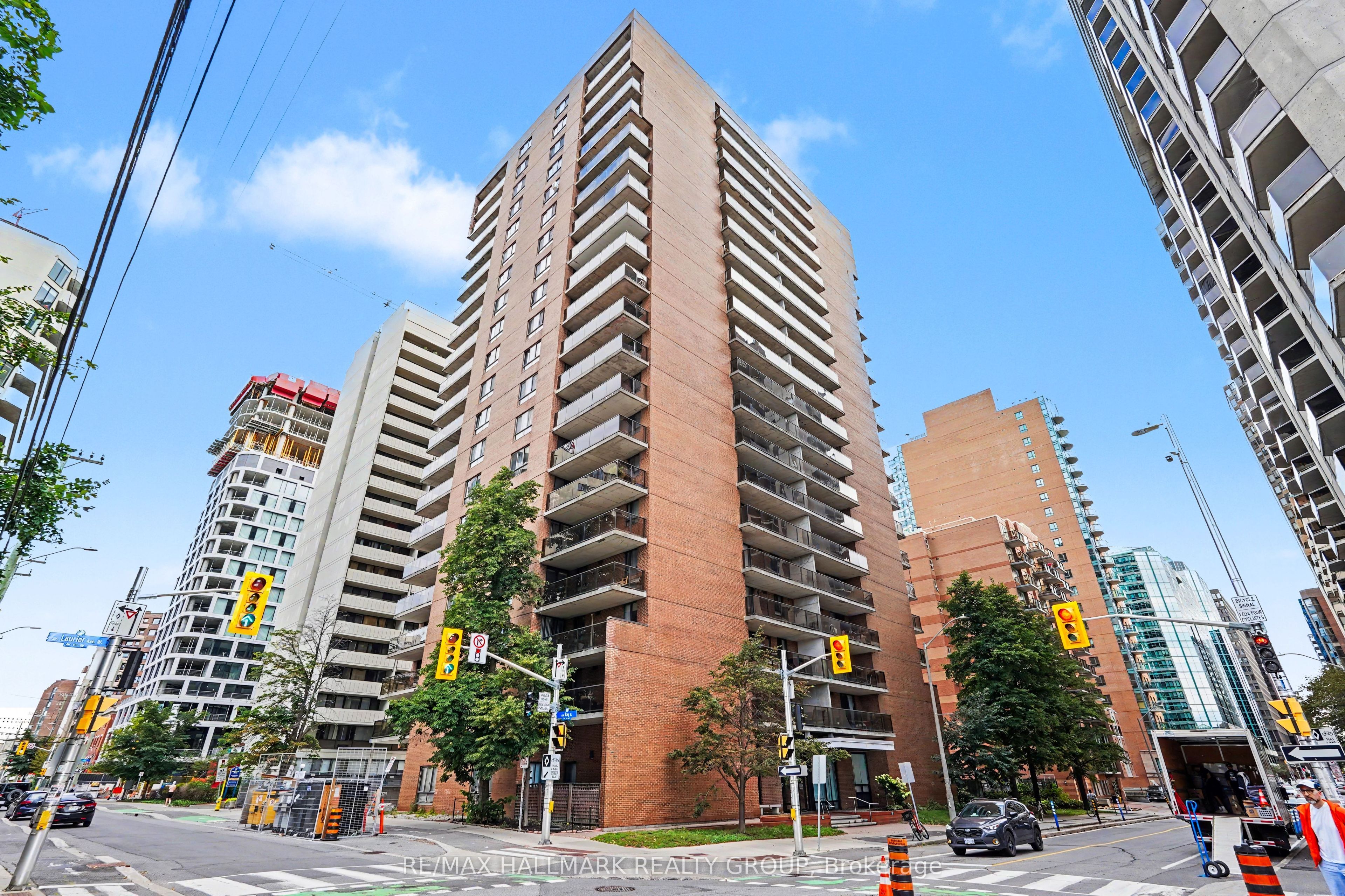 475 Laurier Avenue W 403 Property Photo 1