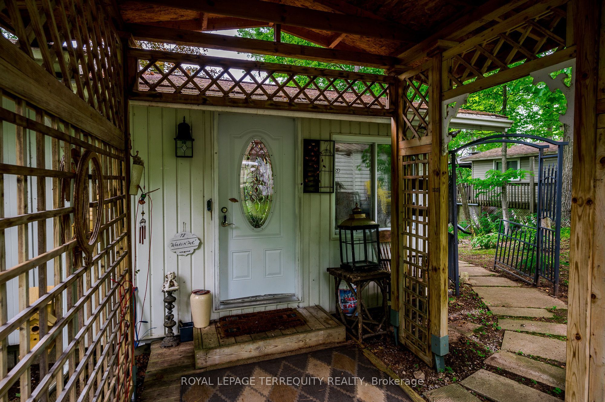 78 Whispering Waters Road Property Photo 3