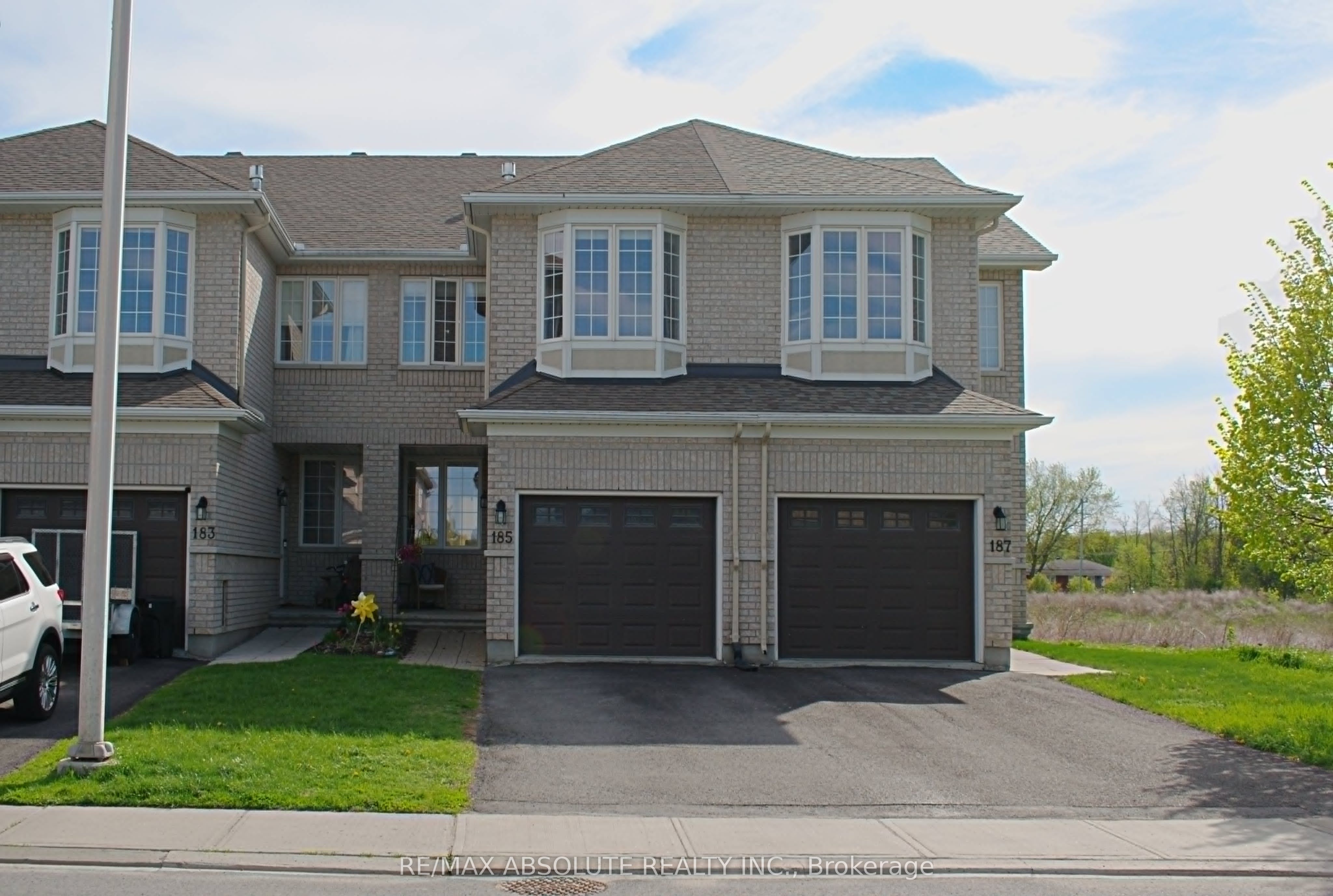 185 Desmond Trudeau Drive Property Photo 2