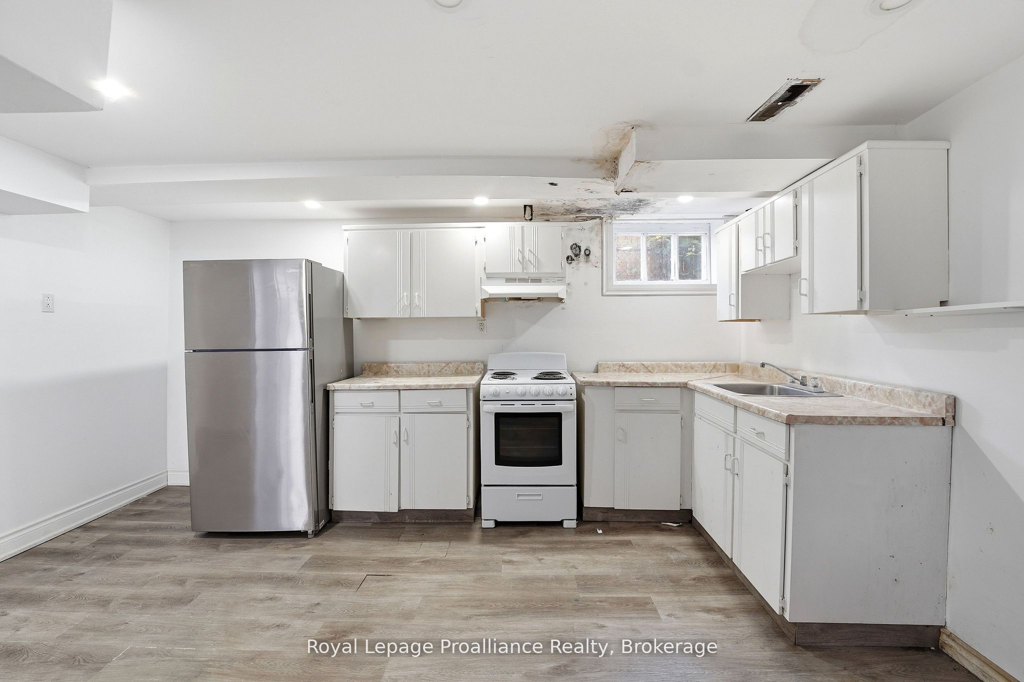 355 Bridge Street Property Photo 25