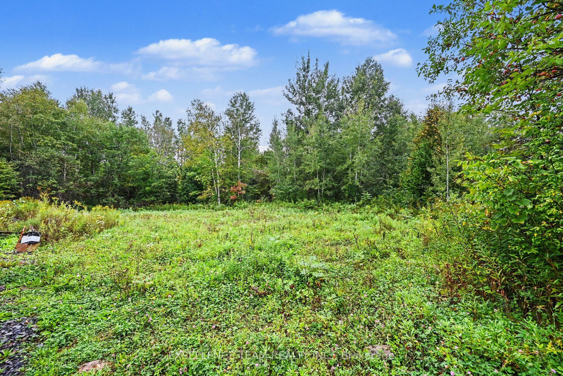 0000 Caber Road Property Photo 3