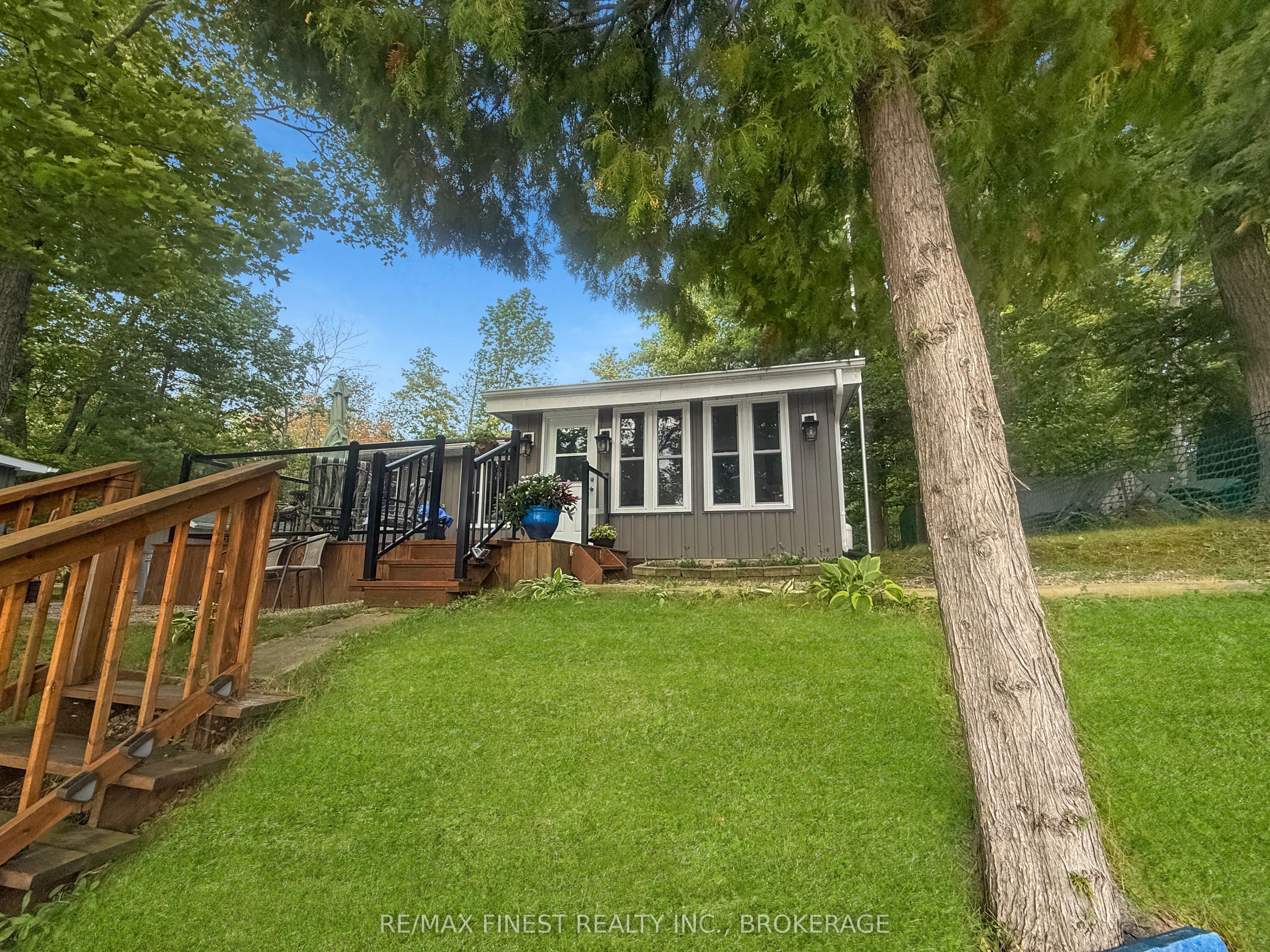 1219 Hidden Valley Lane Property Photo 4