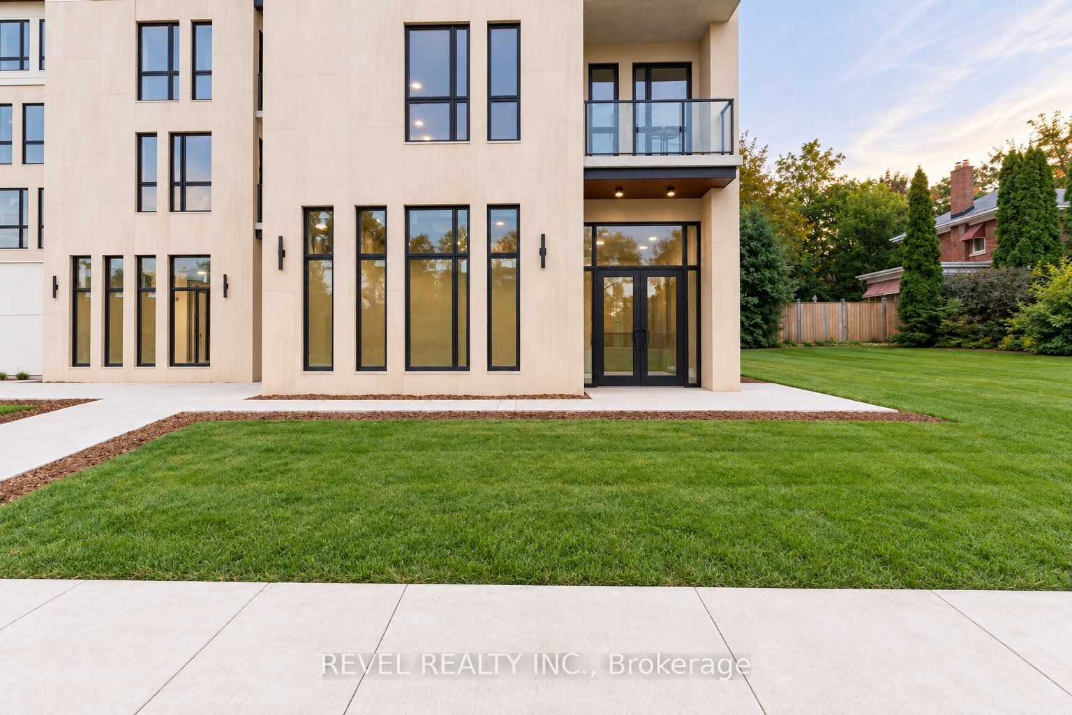 4390 Hillview Drive A Property Photo 1