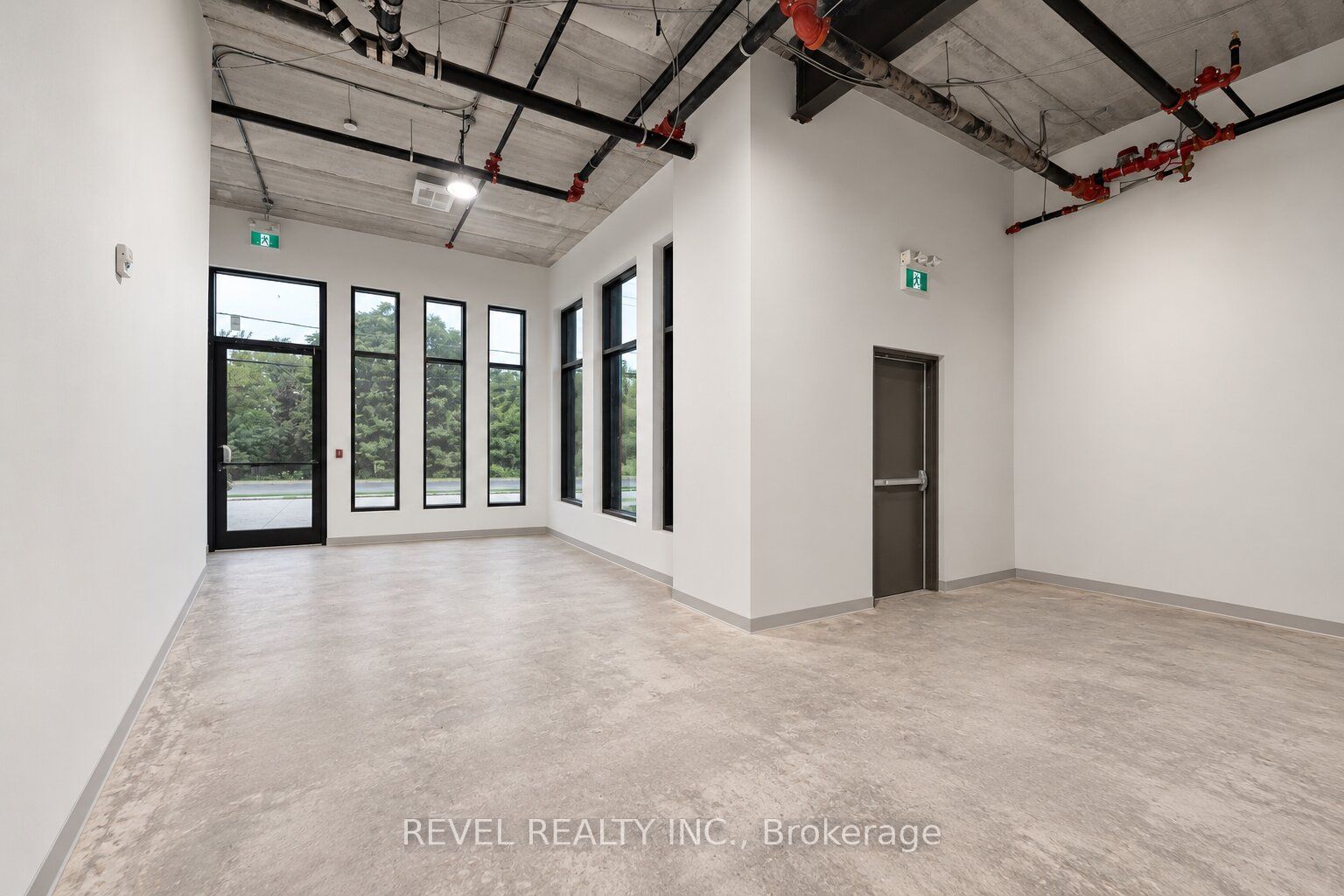 4390 Hillview Drive A Property Photo 4