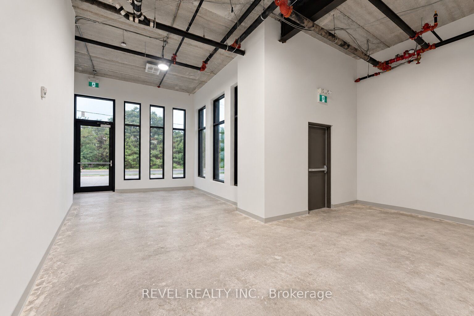 4390 Hillview Drive A Property Photo 7