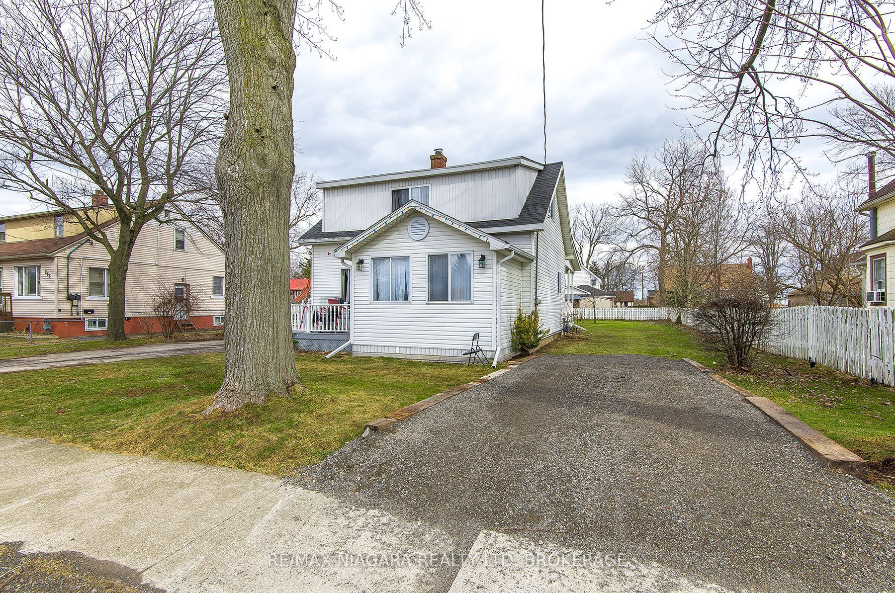 255 Mellanby Avenue Property Photo 2